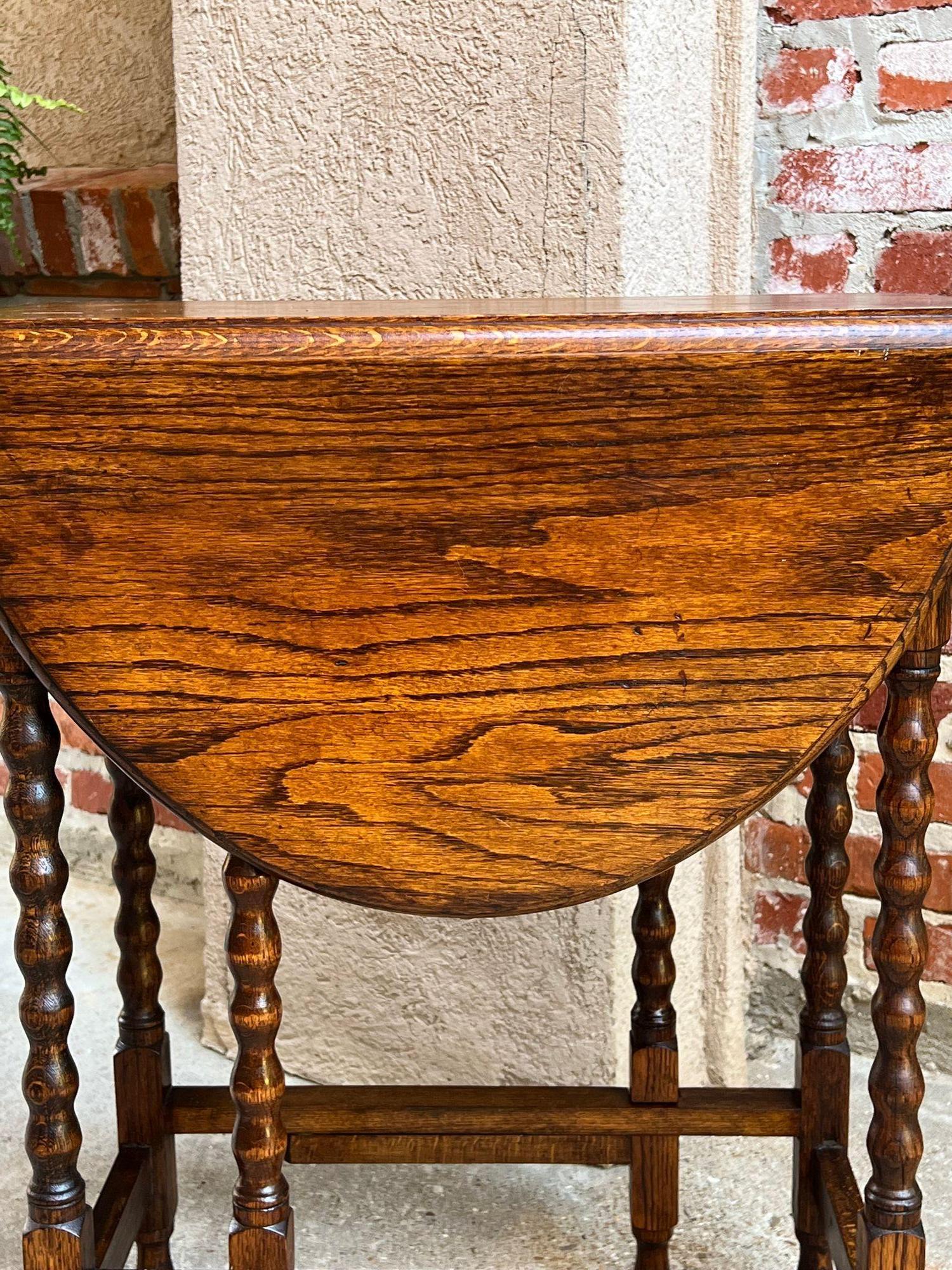 Antique English Drop Leaf Side Sofa Table Petite Oak Jacobean Bobbin Gate Leg 9