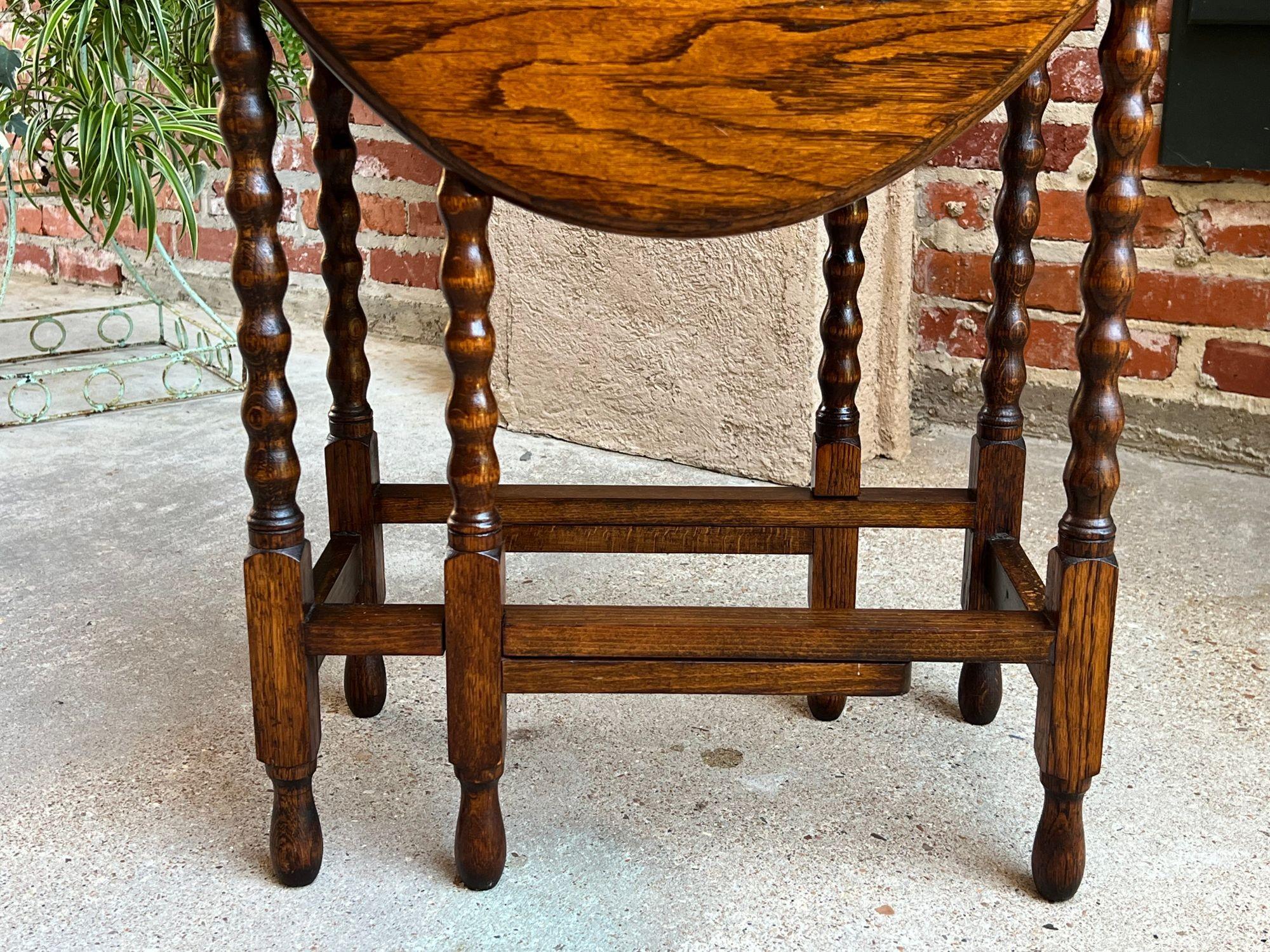 Antique English Drop Leaf Side Sofa Table Petite Oak Jacobean Bobbin Gate Leg 10