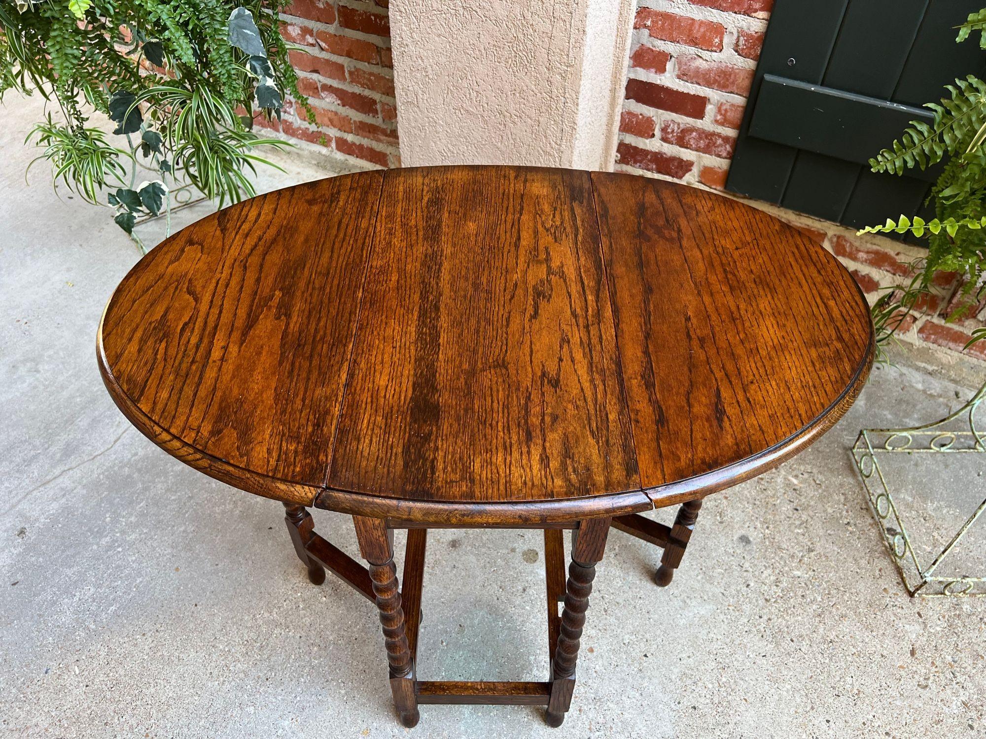 Early 20th Century Antique English Drop Leaf Side Sofa Table Petite Oak Jacobean Bobbin Gate Leg