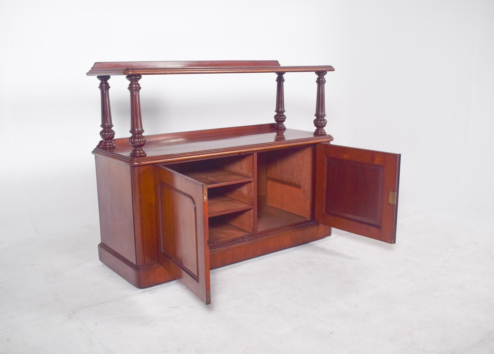 Antique English Dumbwaiter with Turned Columns For Sale 5
