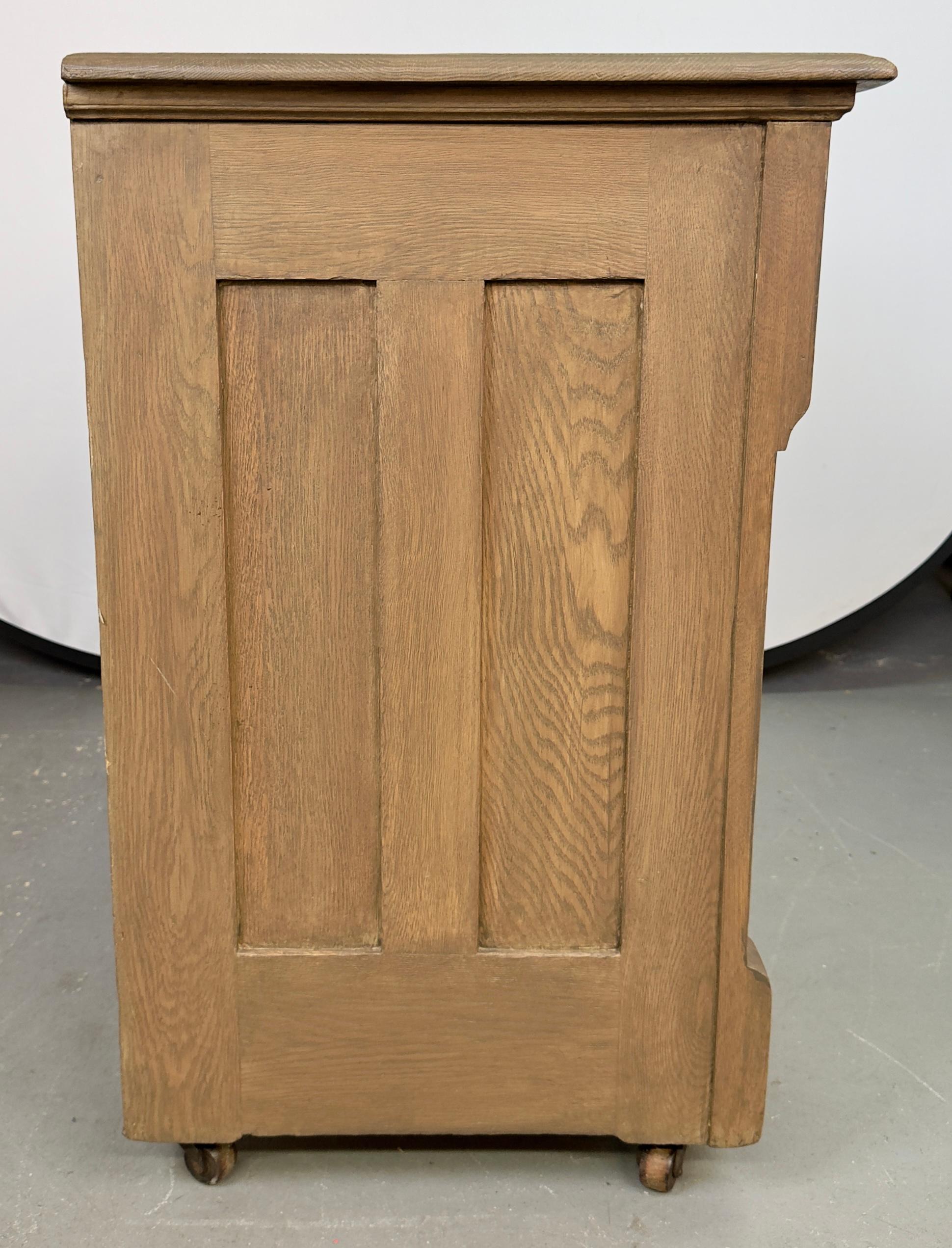 Antique English Eastlake Oak Four-Drawer Commode or Dresser 1