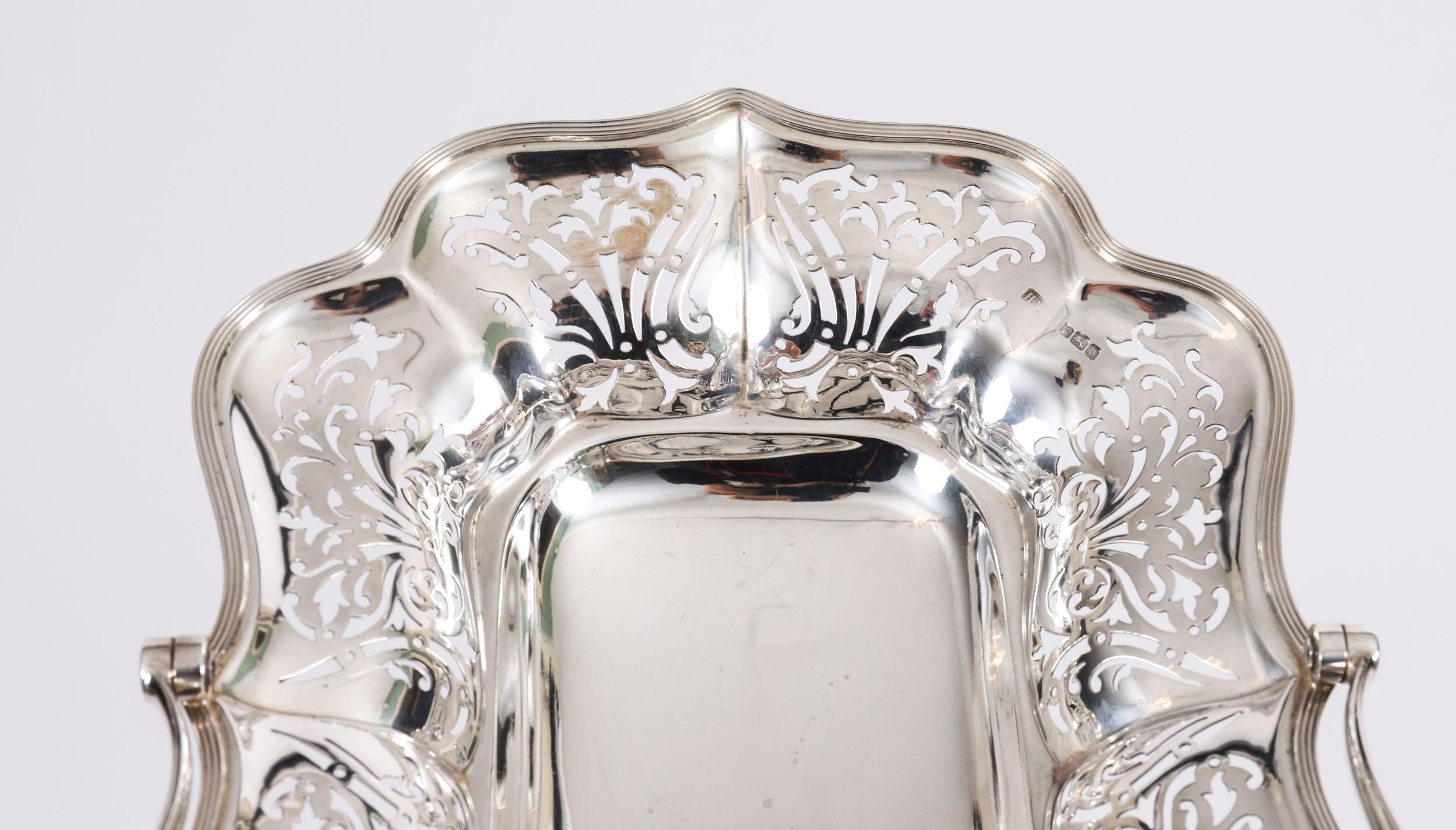 Antiker englischer Edward VII Sterling Silber Obstkorb Sheffield 20. Jahrhundert (Englisch) im Angebot