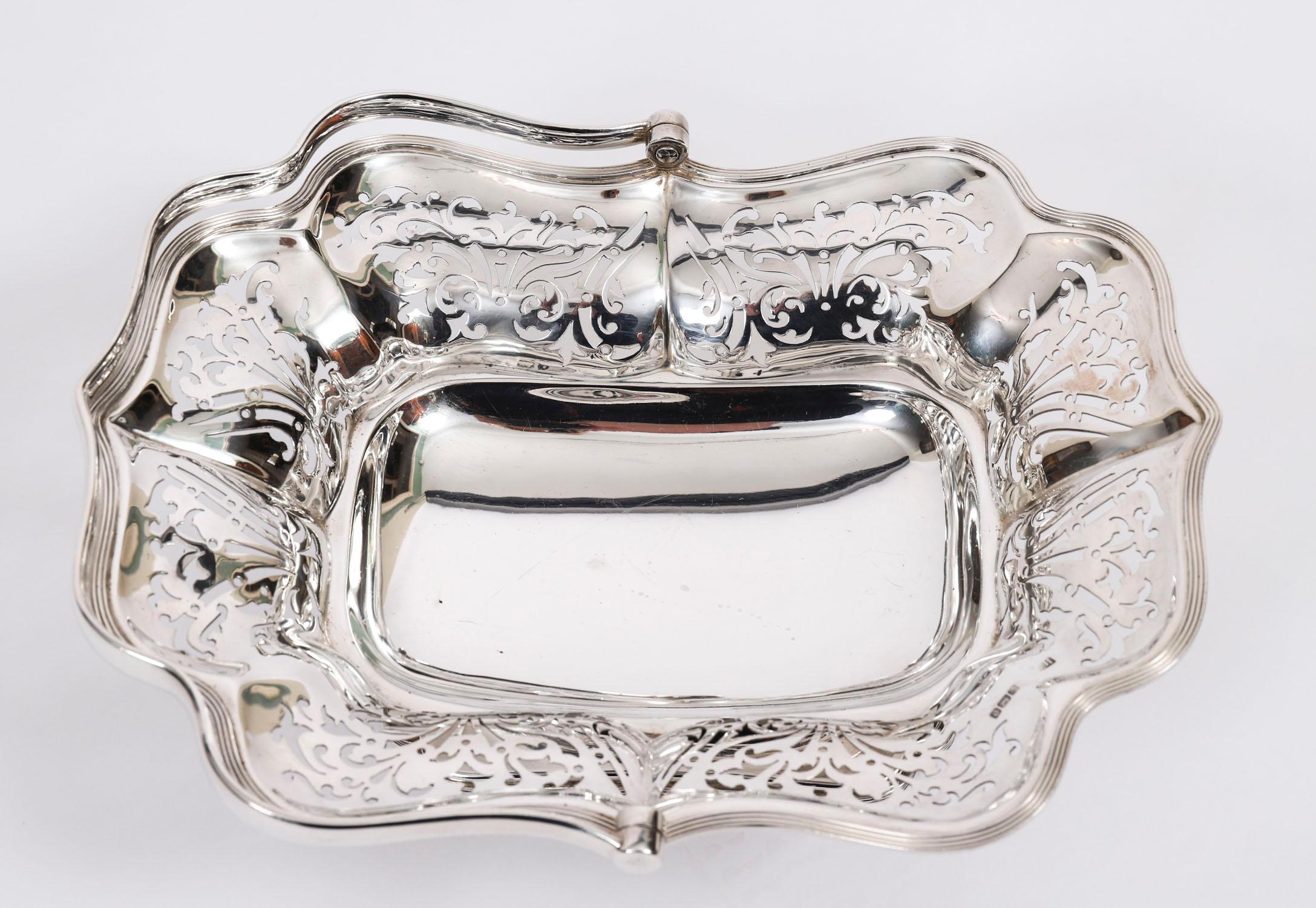 Antiker englischer Edward VII Sterling Silber Obstkorb Sheffield 20. Jahrhundert im Angebot 3