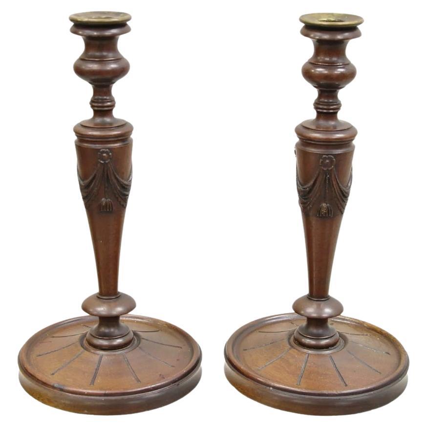 Antiguo Palo de Vela Sencillo de Caoba Tallado Inglés Eduardiano - Pareja en venta