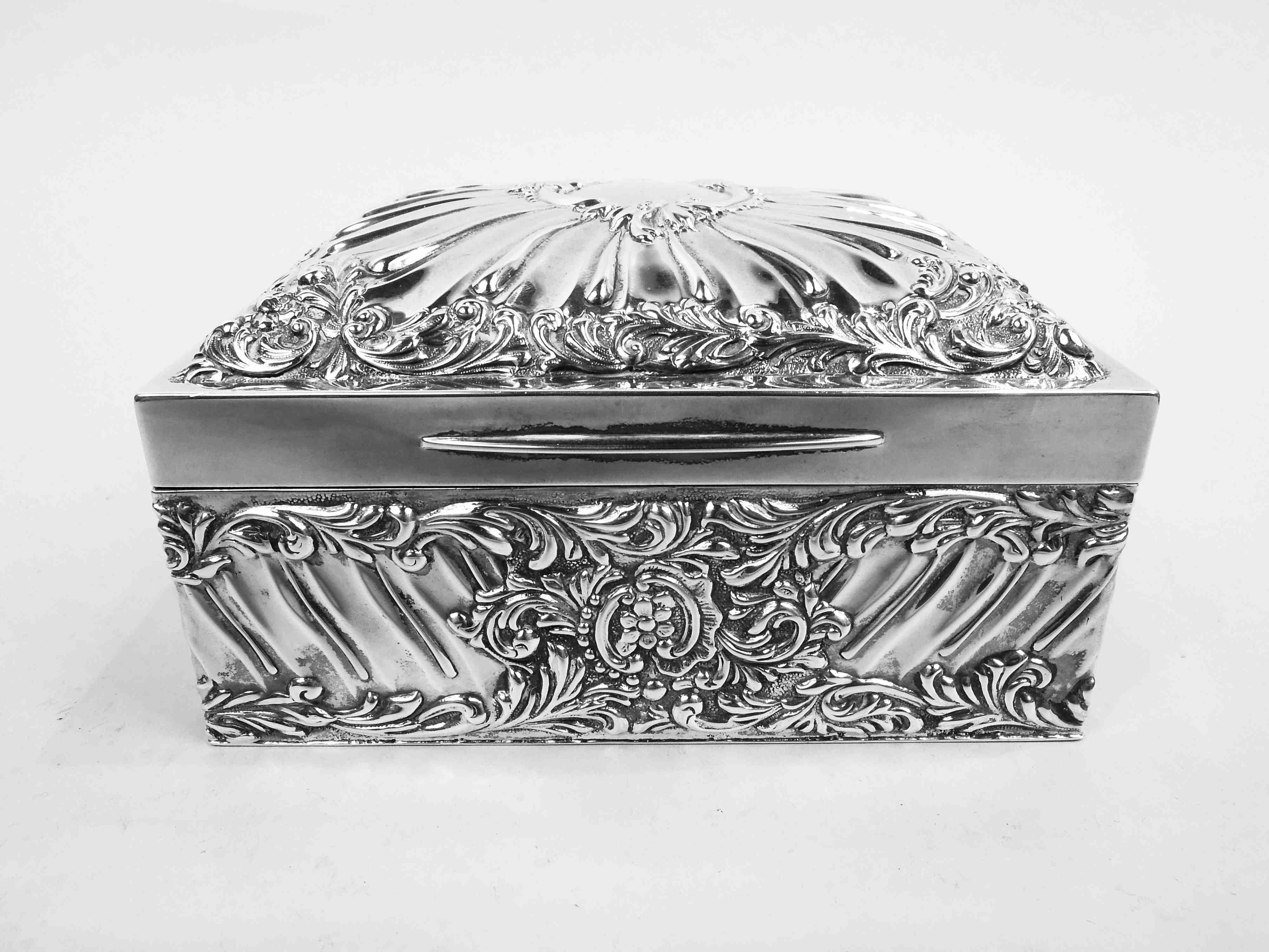 British Antique English Edwardian Classical Sterling Silver Jewelry Box, 1904
