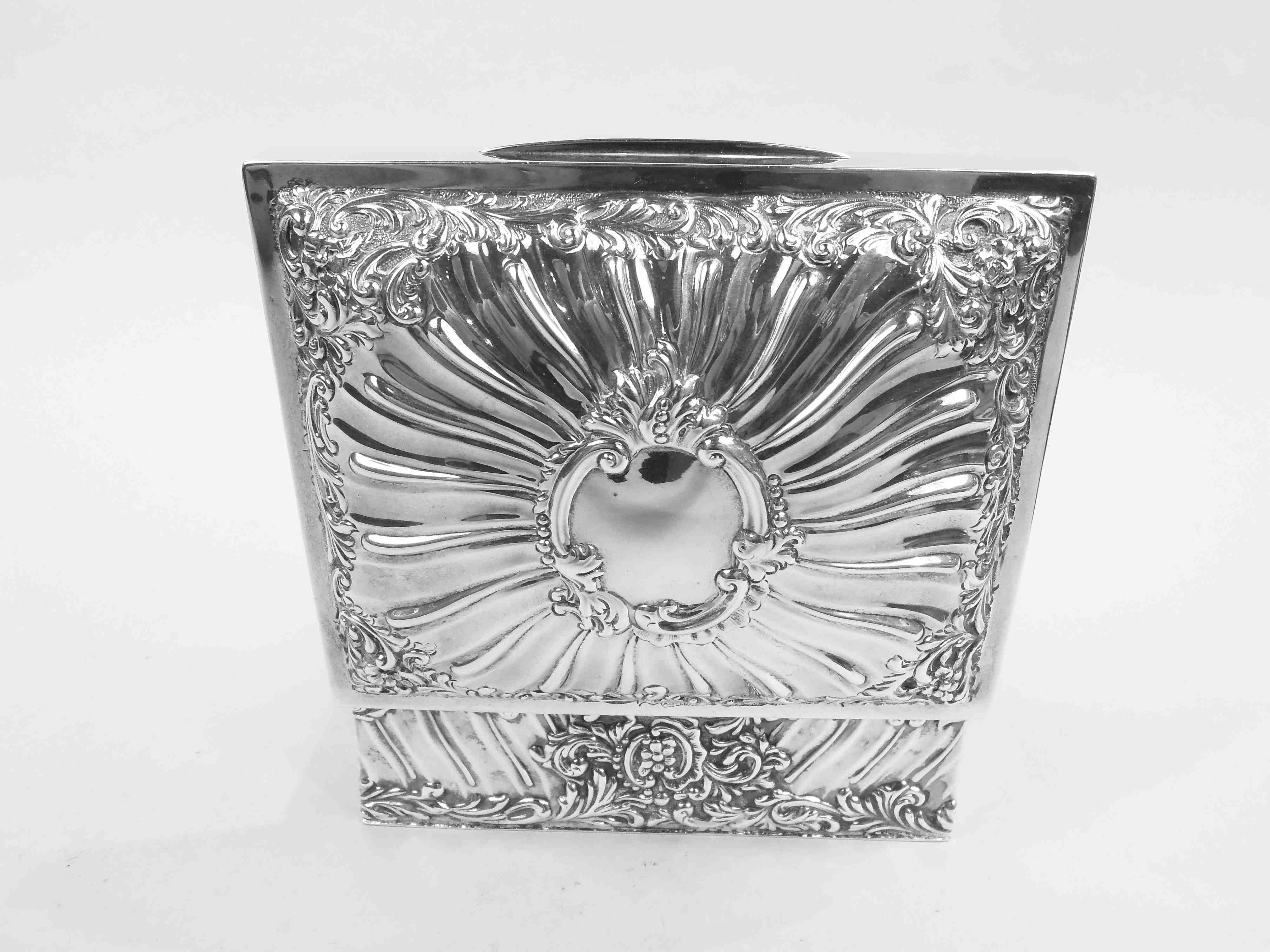 Antique English Edwardian Classical Sterling Silver Jewelry Box, 1904 2