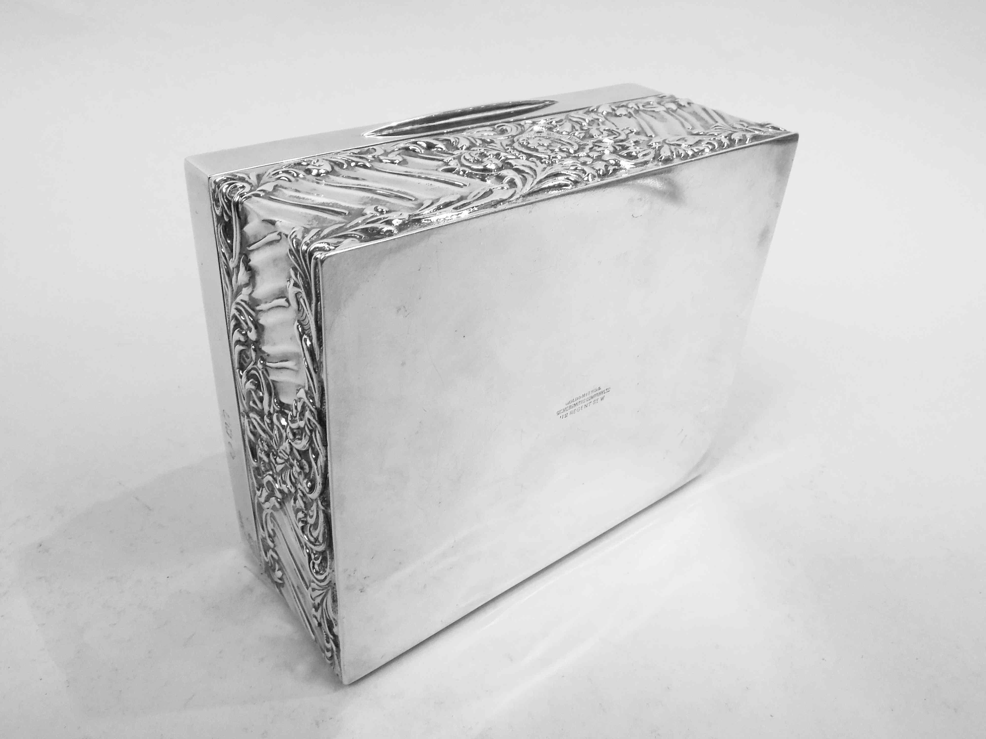 Antique English Edwardian Classical Sterling Silver Jewelry Box, 1904 4
