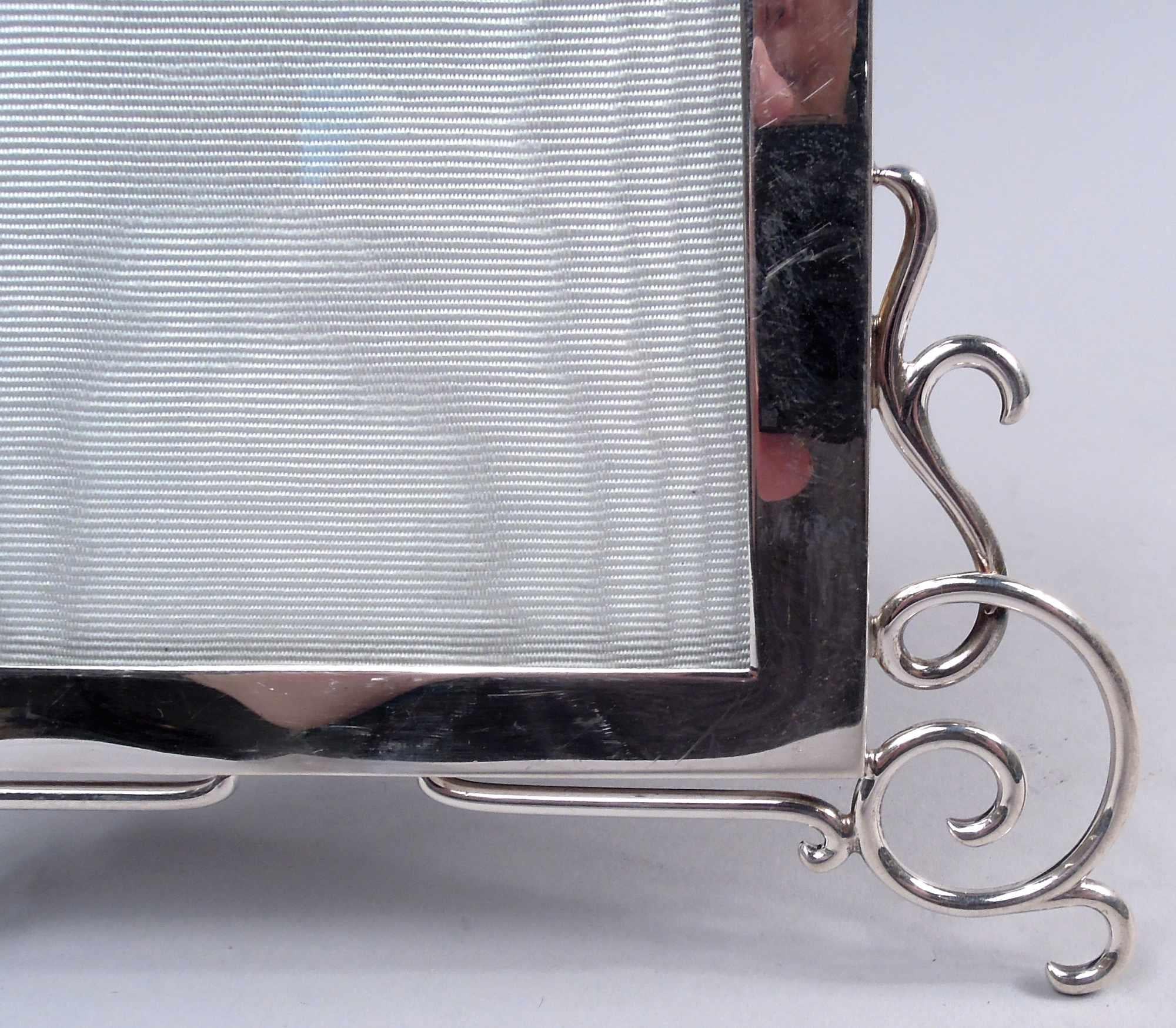 Début du 20ème siècle Cadre à photo en argent sterling classique de l'Antiquité anglaise édouardienne, 1901 en vente