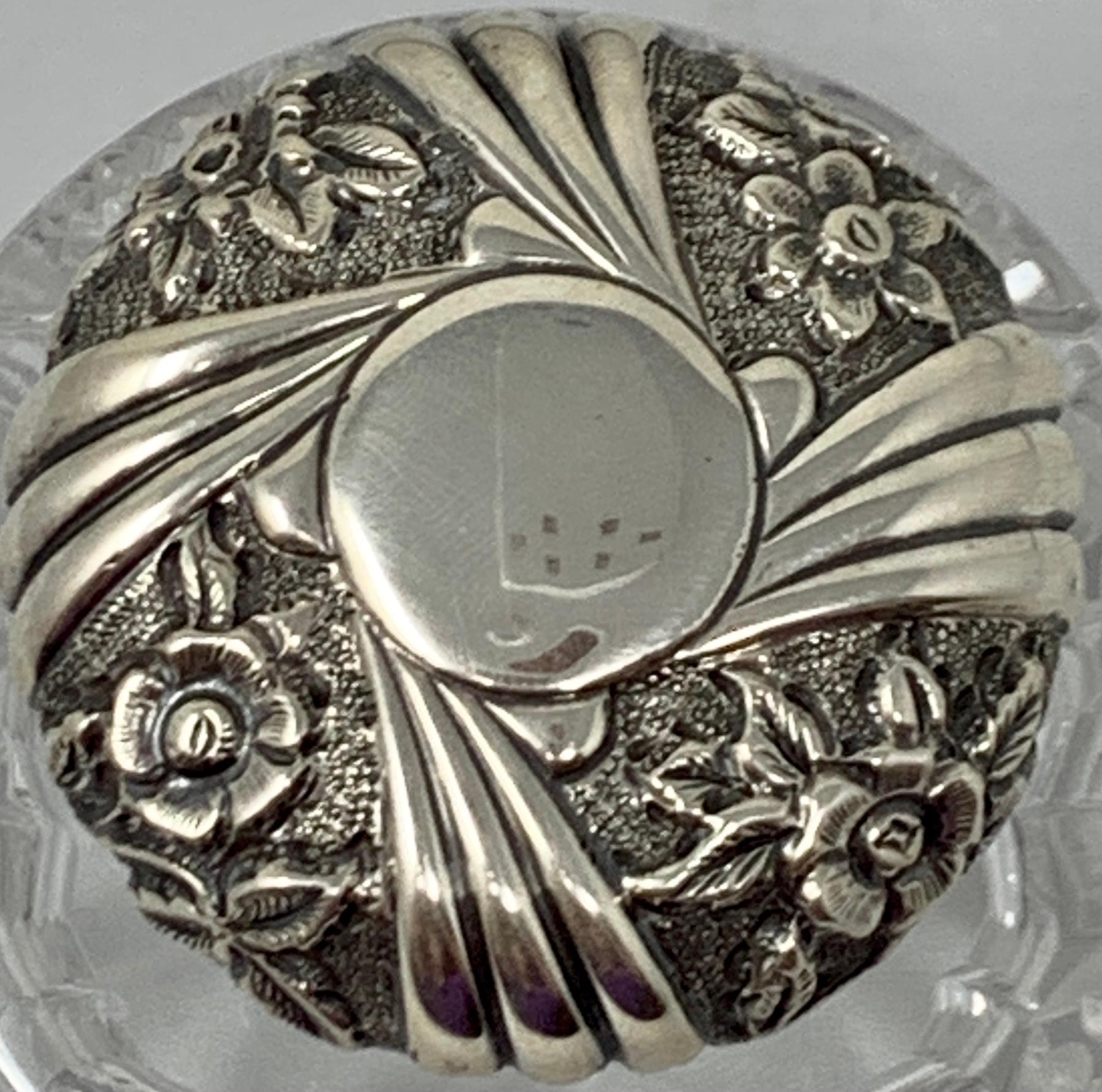 Anglais Encrier anglais ancien en cristal taillé et argent sterling de style édouardien, vers 1900 en vente