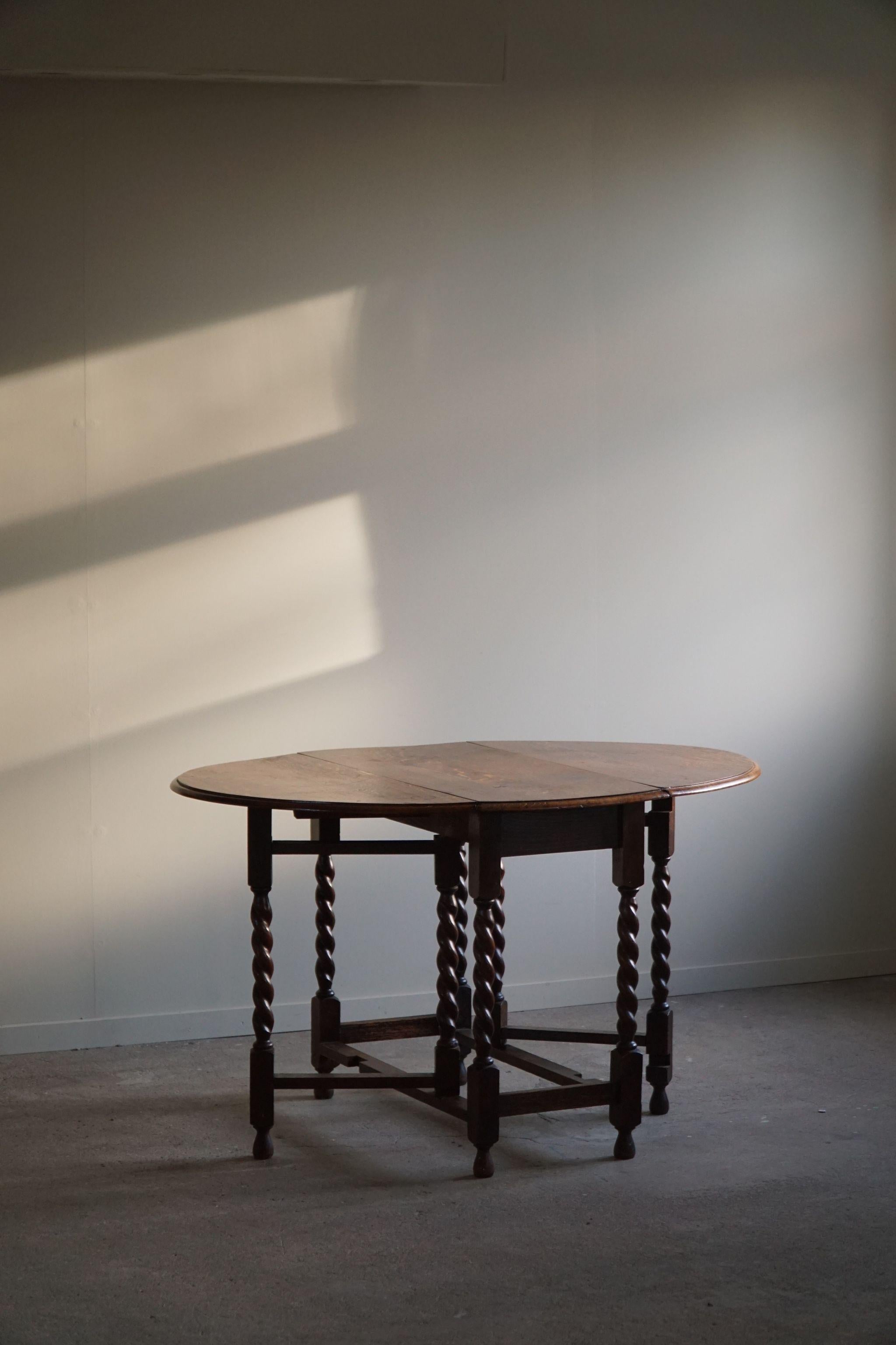 Antiker englischer edwardianischer blattförmiger Torbein-Tisch aus Eiche, spätes 19. Jahrhundert im Angebot 3