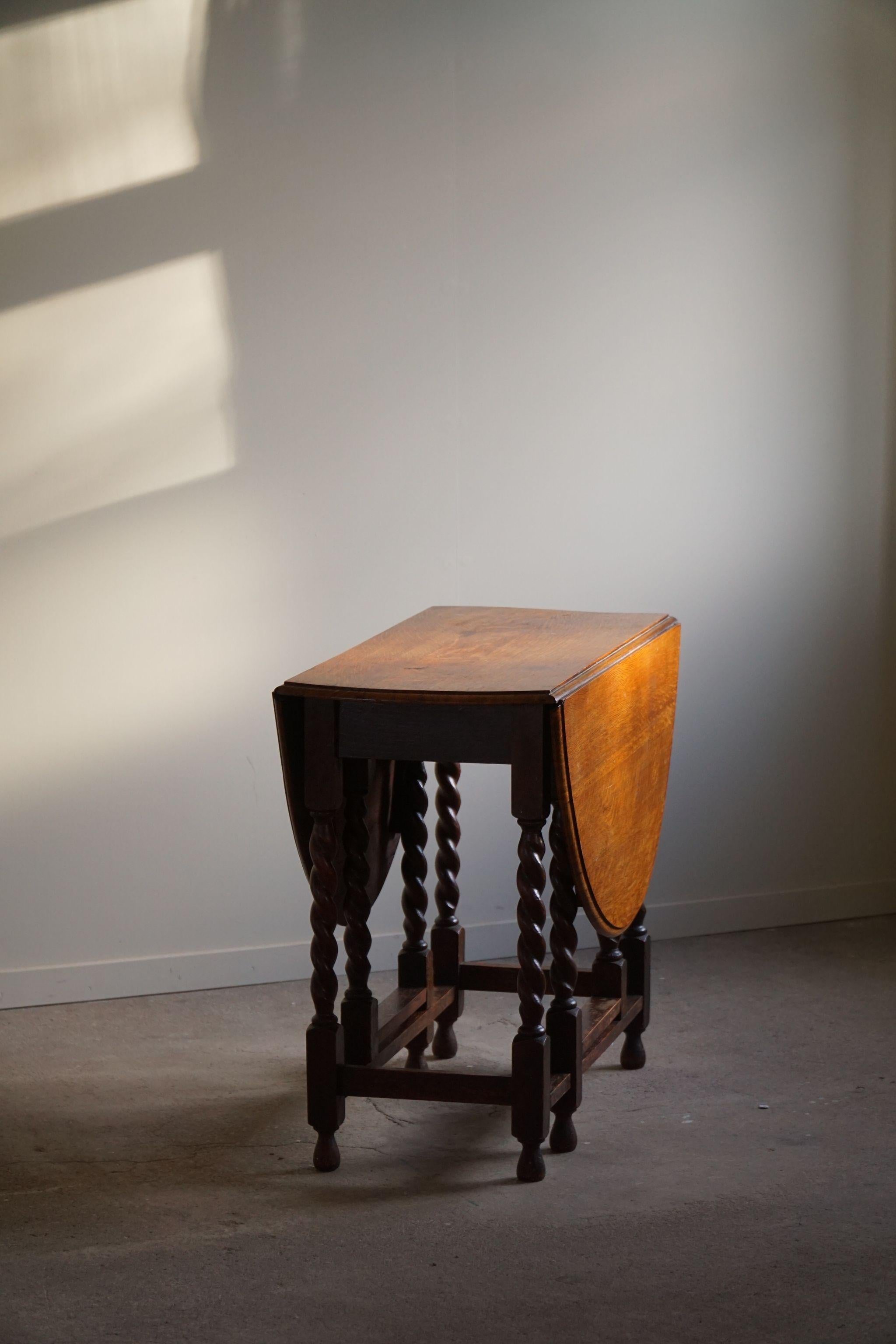 Antiker englischer edwardianischer blattförmiger Torbein-Tisch aus Eiche, spätes 19. Jahrhundert im Angebot 2