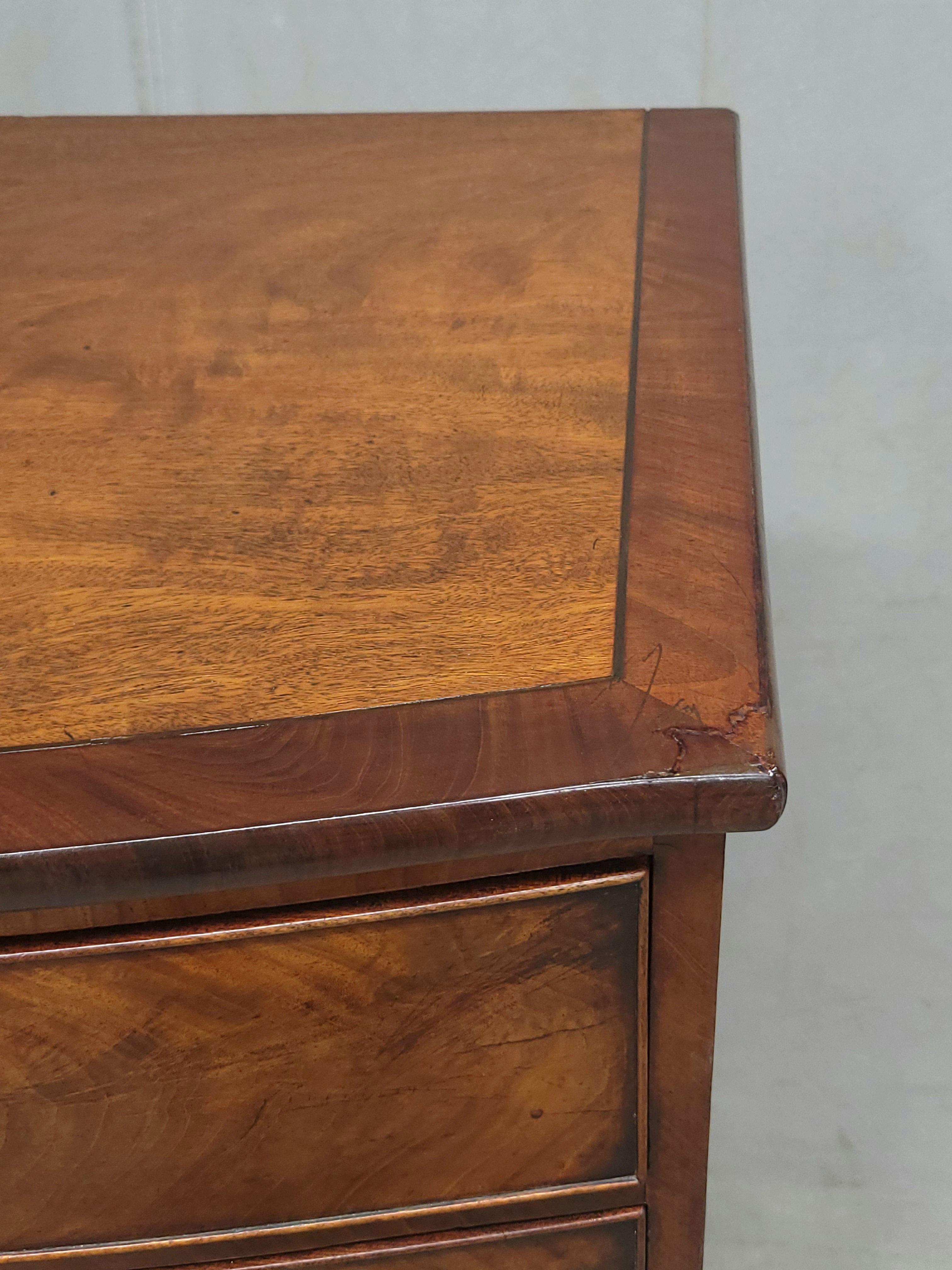 Antique English Edwardian Figured Mahogany Dresser With Original Knobs For Sale 4