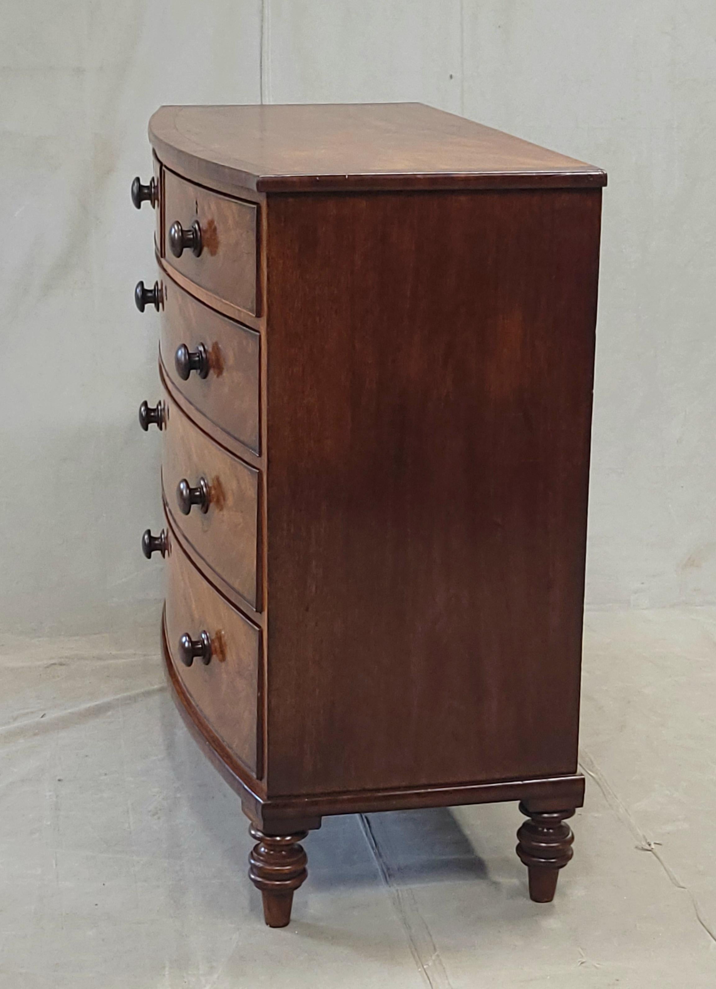 Antique English Edwardian Figured Mahogany Dresser With Original Knobs For Sale 7