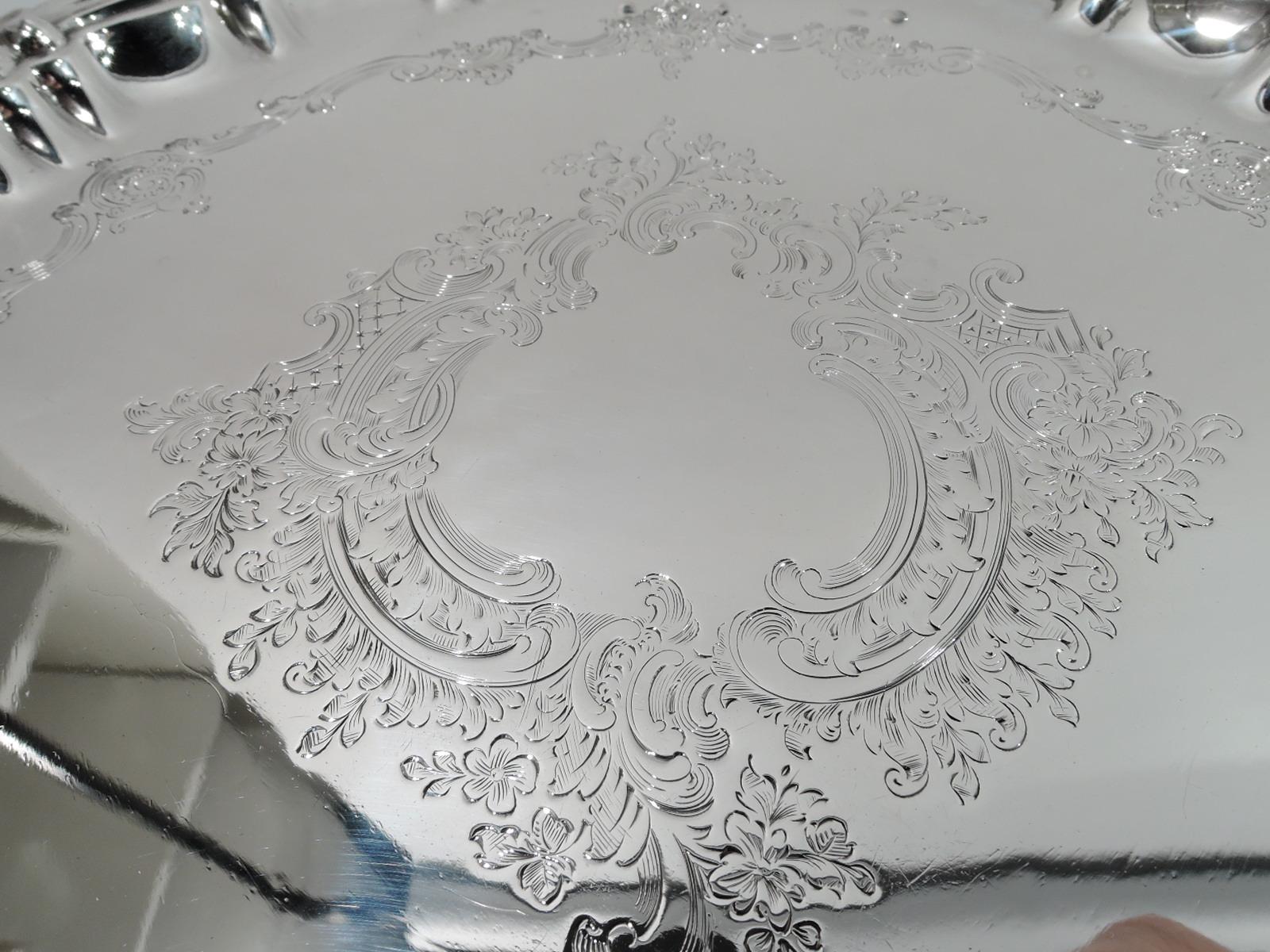 Antique English Edwardian Georgian Sterling Silver Salver Tray In Excellent Condition In New York, NY