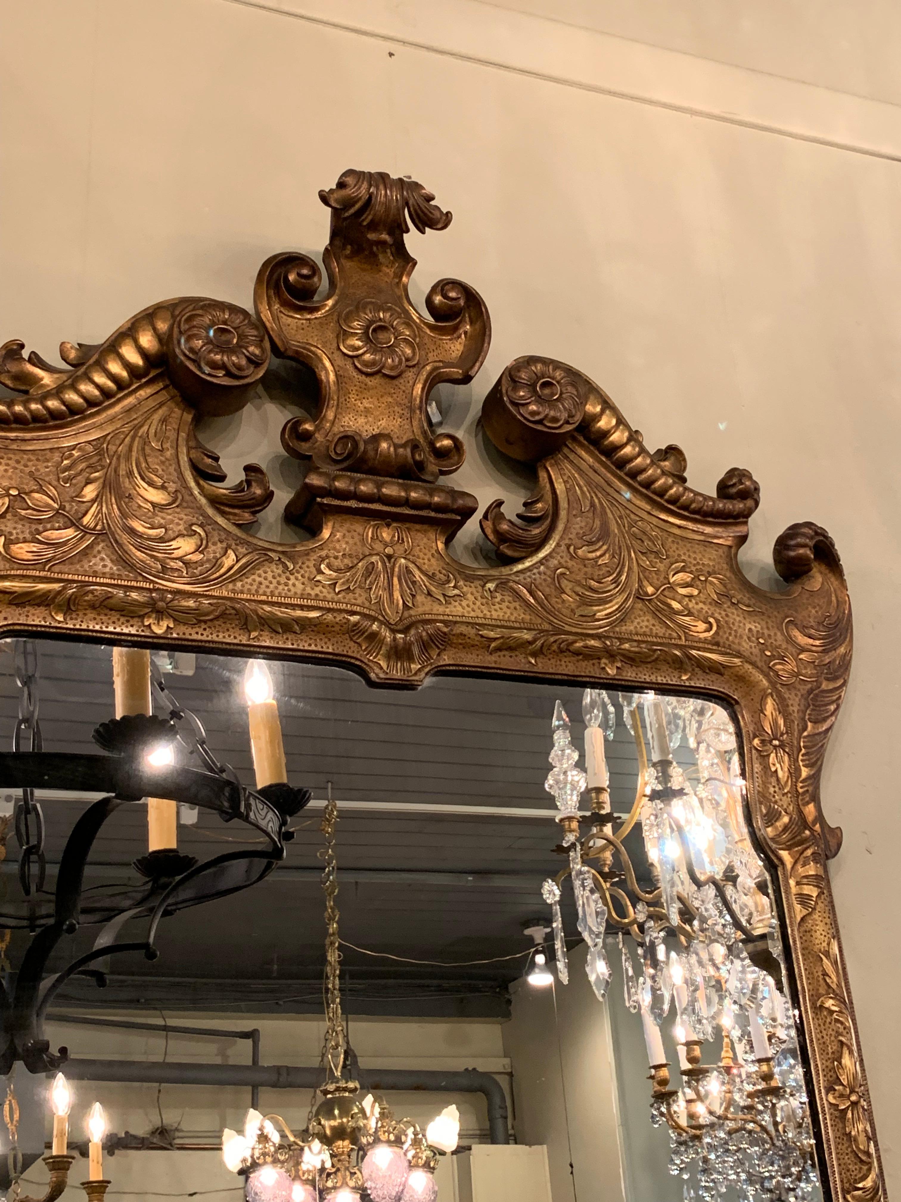 Antique English Edwardian Giltwood Mirror In Good Condition For Sale In New Orleans, LA