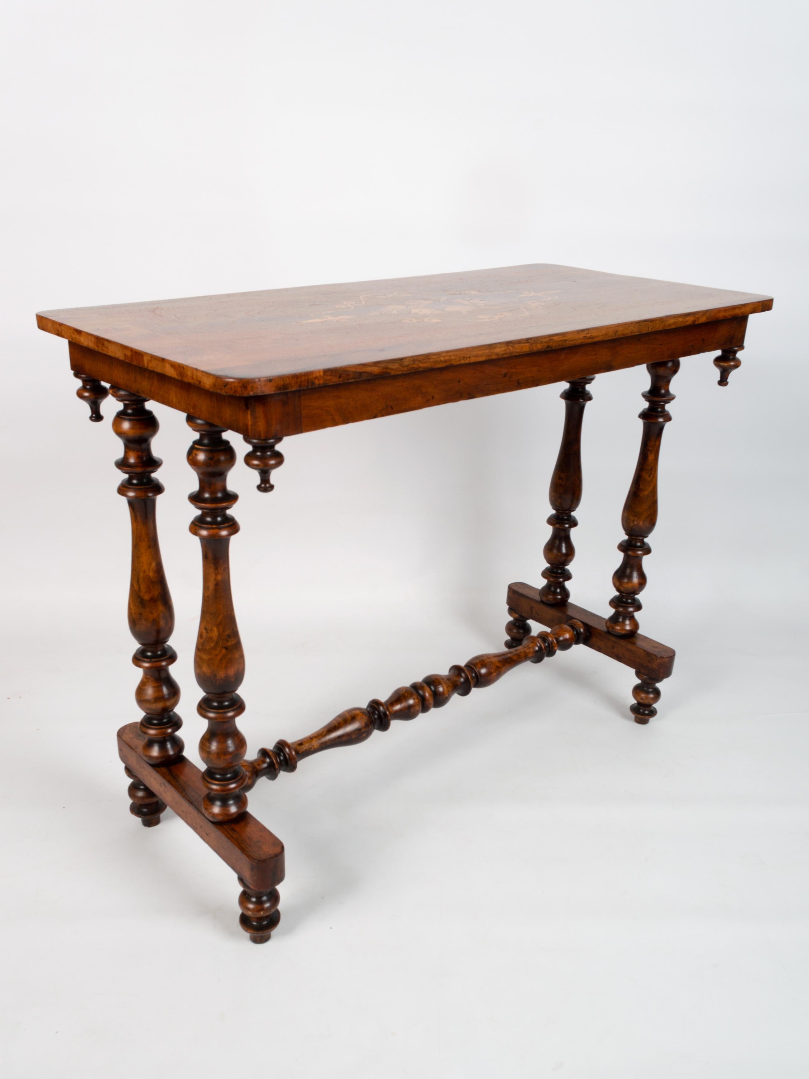 Antique English Edwardian Inlaid Walnut Hall Table Console C.1900 For Sale 3