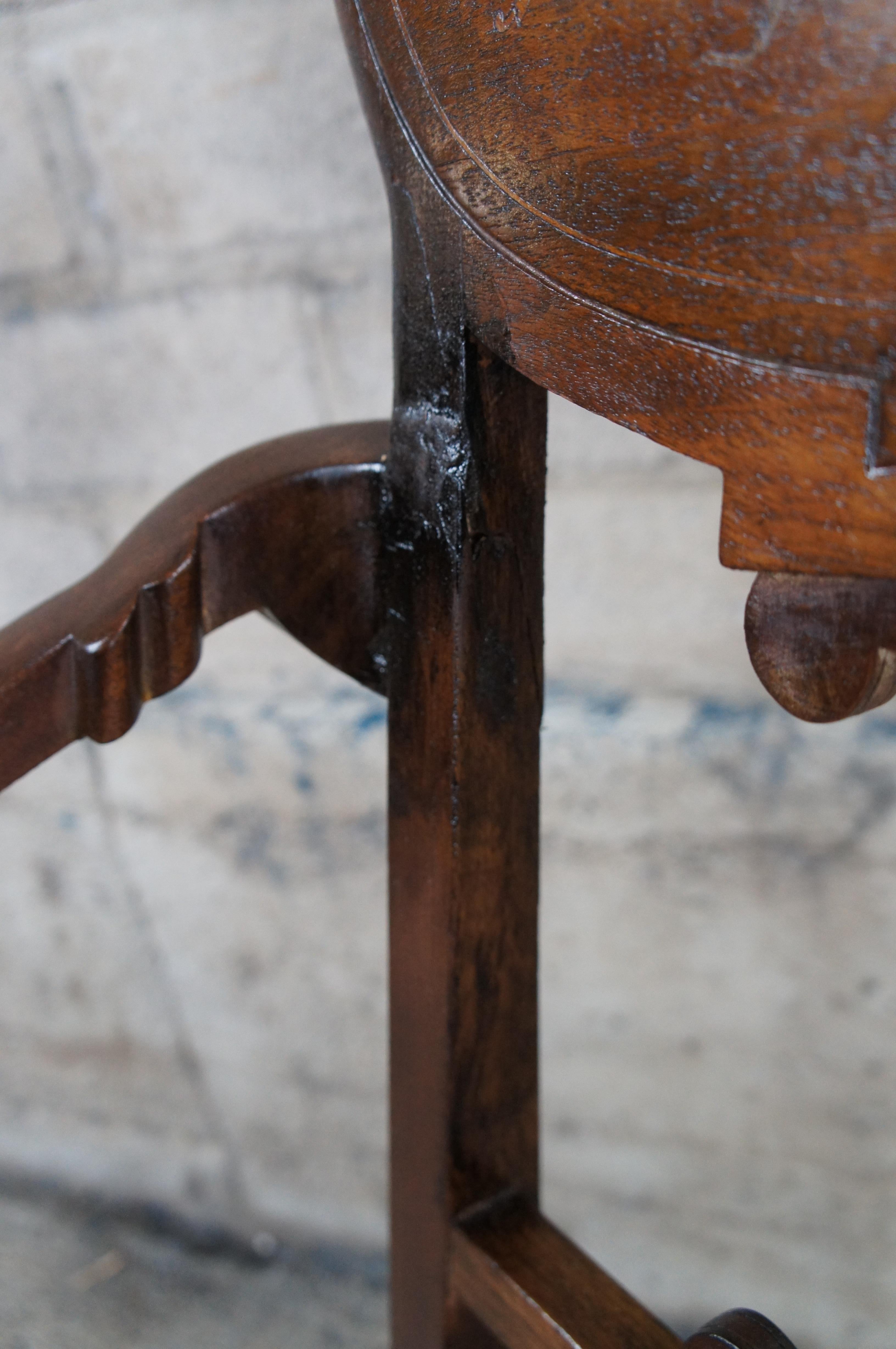 Antique English Edwardian Mahogany Inlaid Marquetry Mother Pearl Parlor Armchair For Sale 2