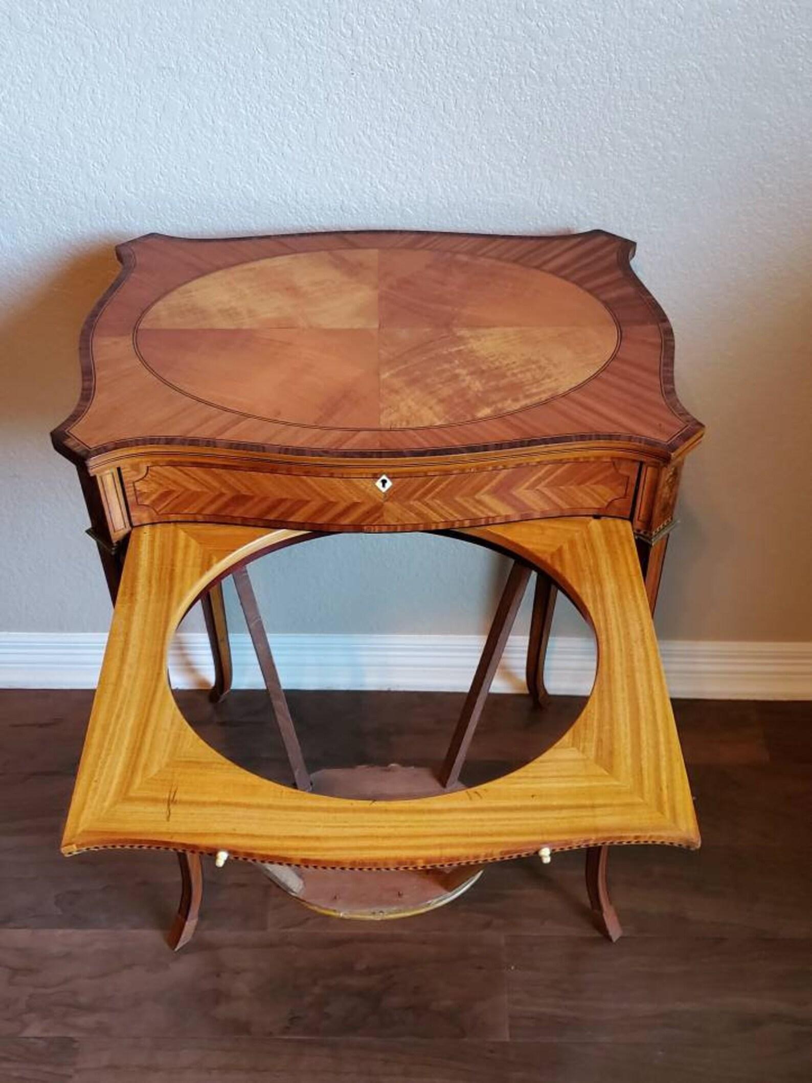 20th Century Antique English Edwardian Marquetry Inlaid Sewing Table For Sale