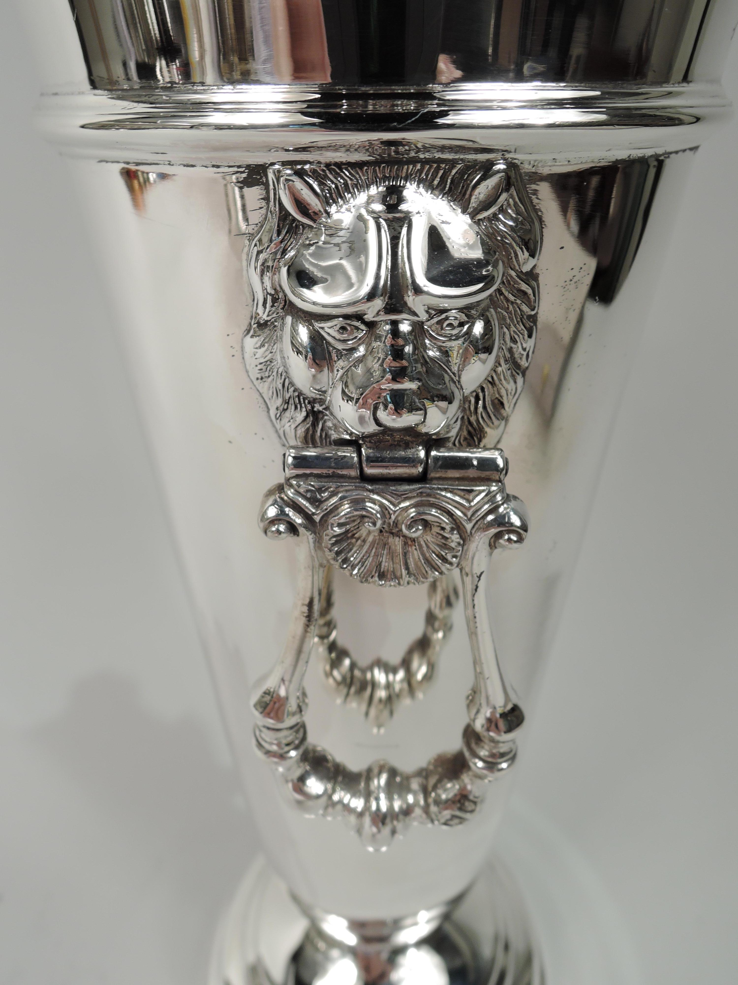 Antique English Edwardian Neoclassical Sterling Silver Vase In Good Condition For Sale In New York, NY