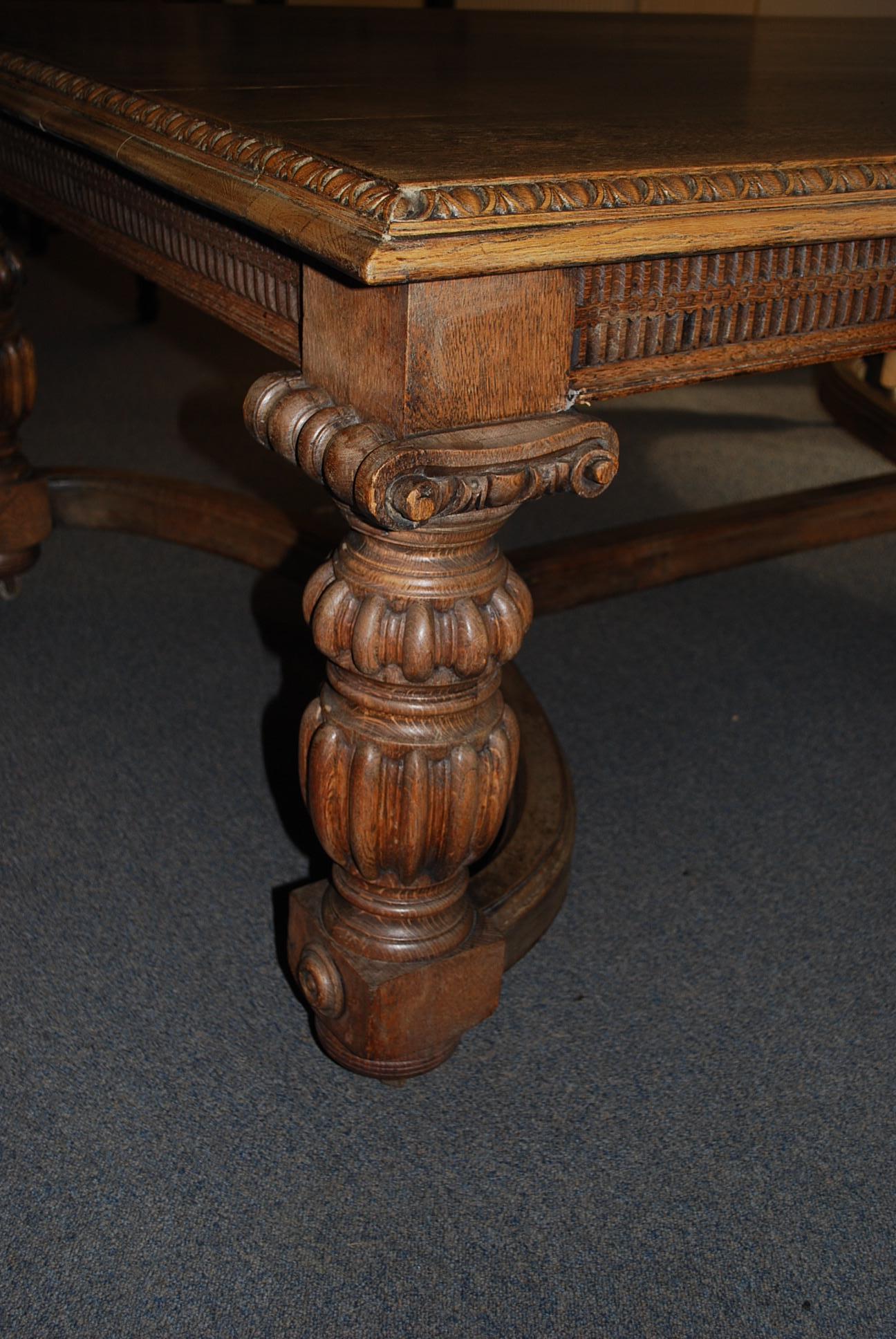 Antique English Edwardian Oak Elizabethan Style Dining Table / Library Table For Sale 6