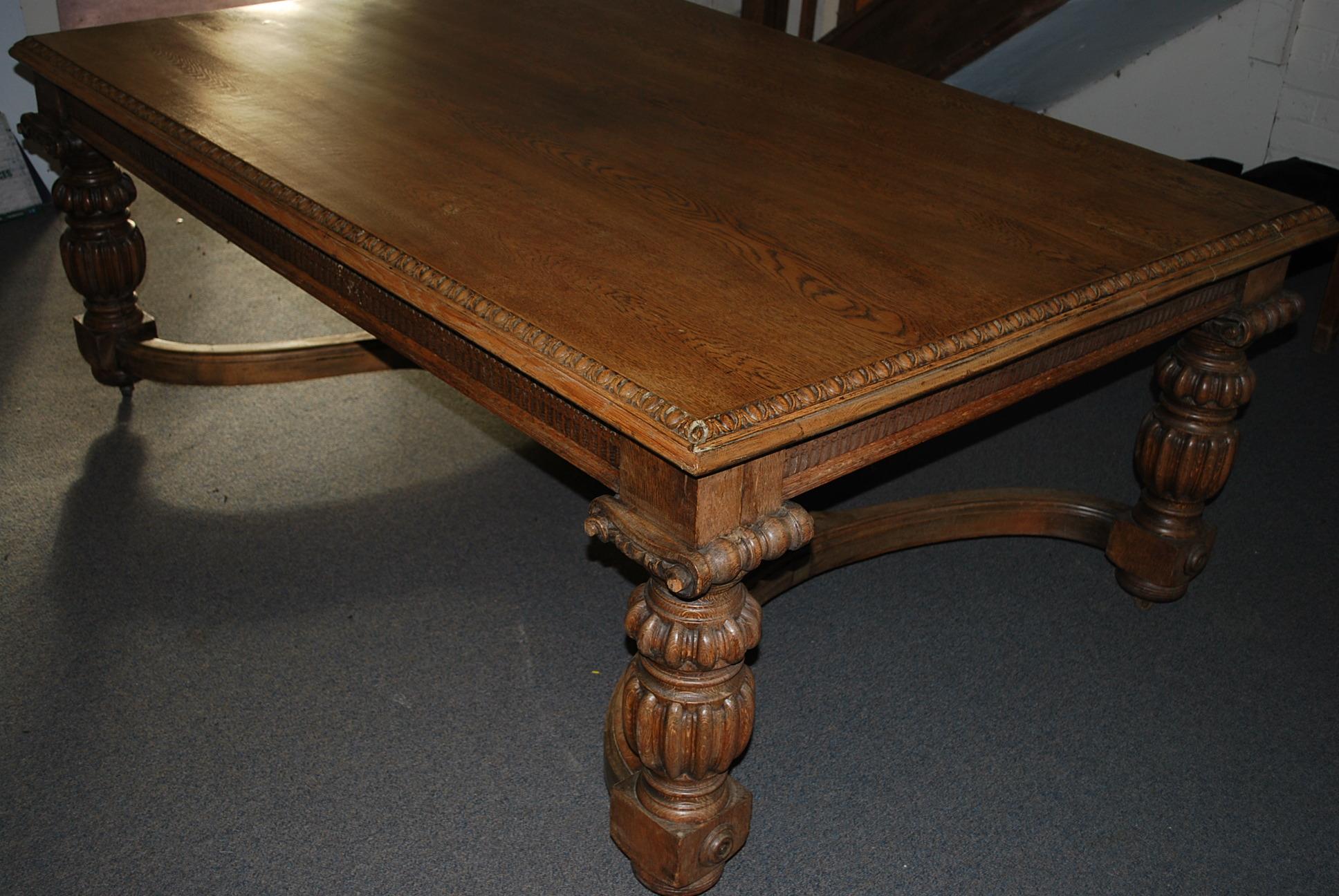 Antique English Edwardian Oak Elizabethan Style Dining Table / Library Table For Sale 5