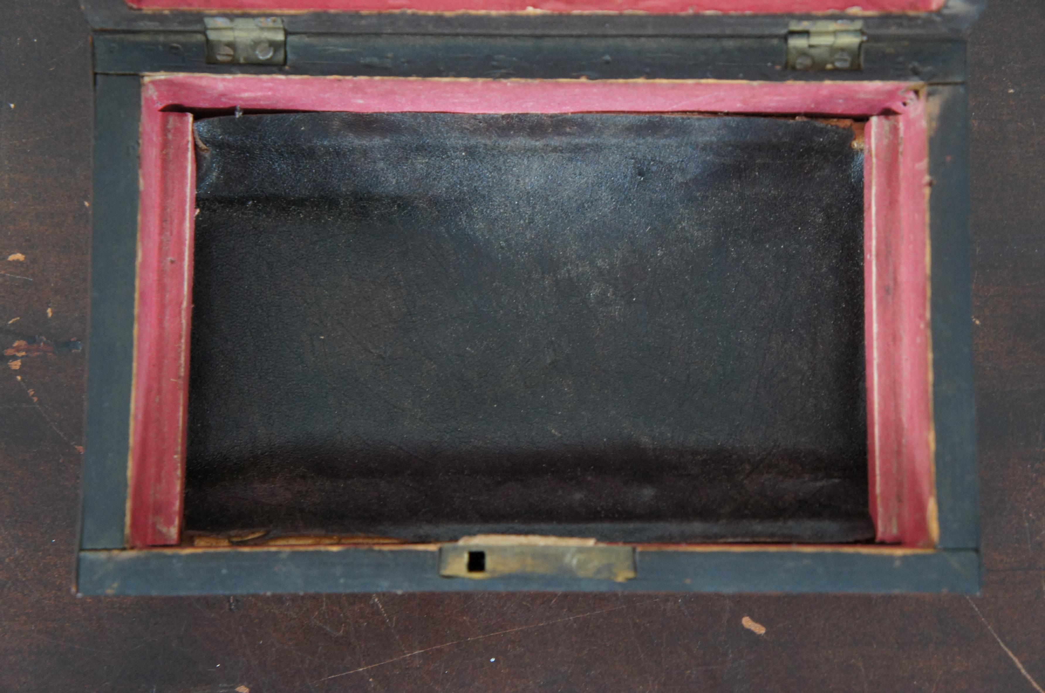 Antique English Edwardian Oak Keepsake Trinket Box Mother of Pearl Inlay 6