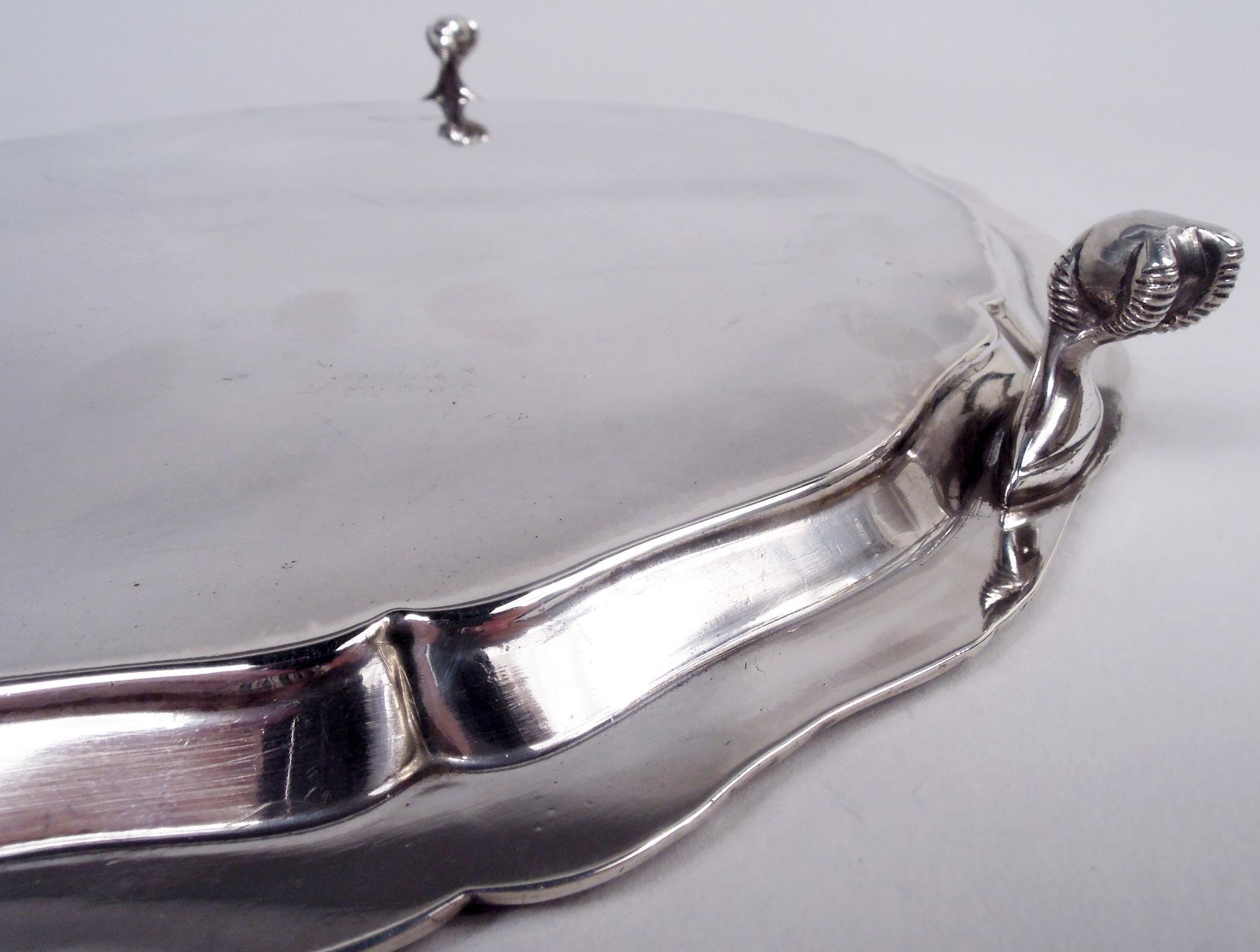 Antico salver inglese della Reggenza edoardiana in argento sterling, 1911 In condizioni buone in vendita a New York, NY