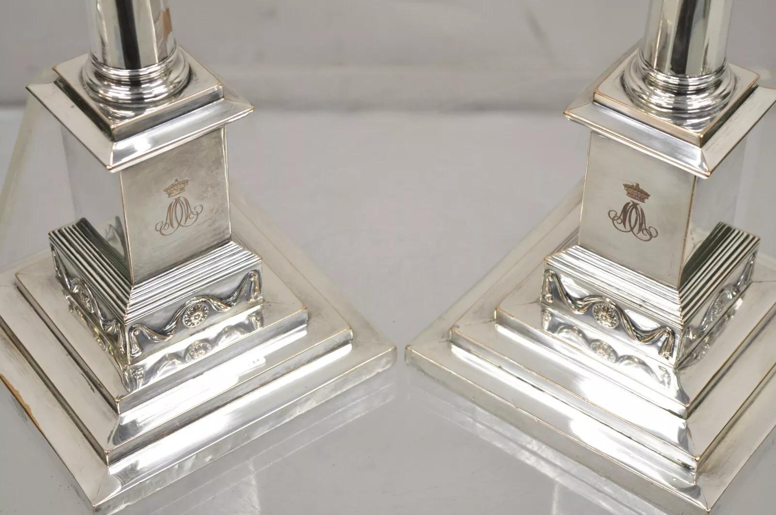 Edoardiano Antico portacandele a colonna inglese edoardiano placcato in argento in vendita