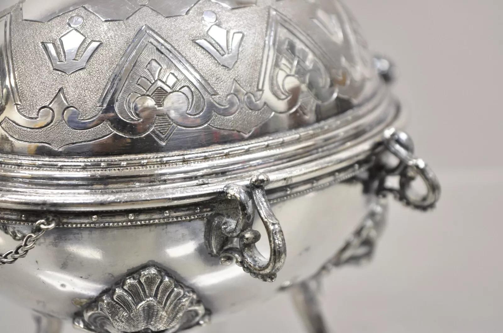 Antique English Edwardian Small Silver Plated Revolving Lid Butter Dish Server For Sale 4