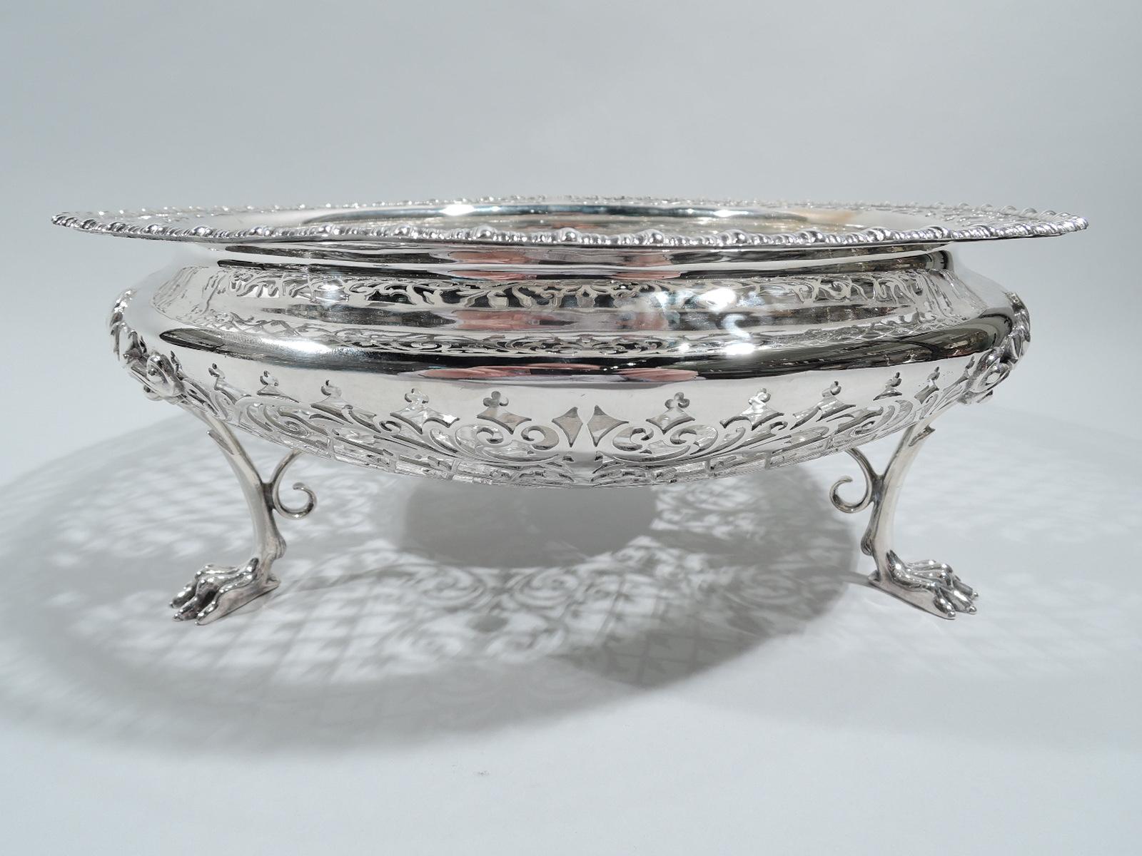 Antique English Edwardian Sterling Silver Openwork Bowl In Excellent Condition For Sale In New York, NY