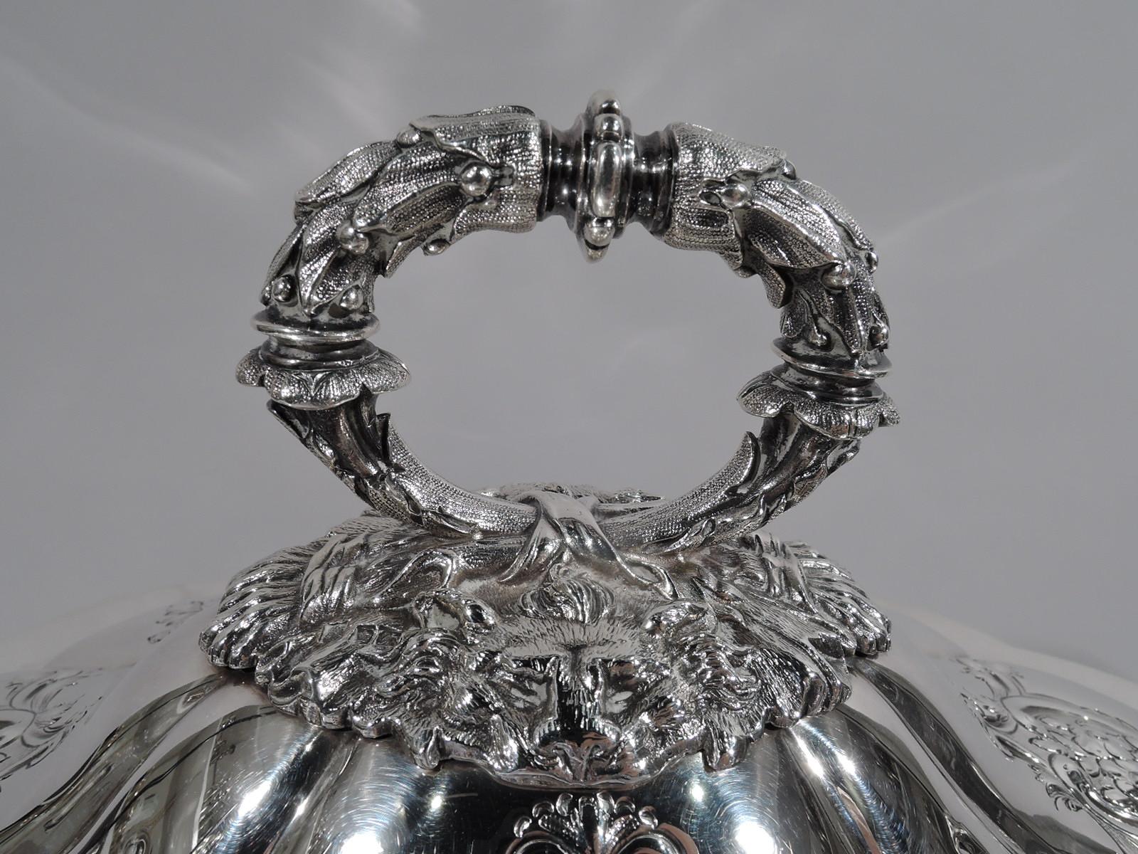 Antique English Edwardian Sterling Silver Soup Tureen In Excellent Condition In New York, NY