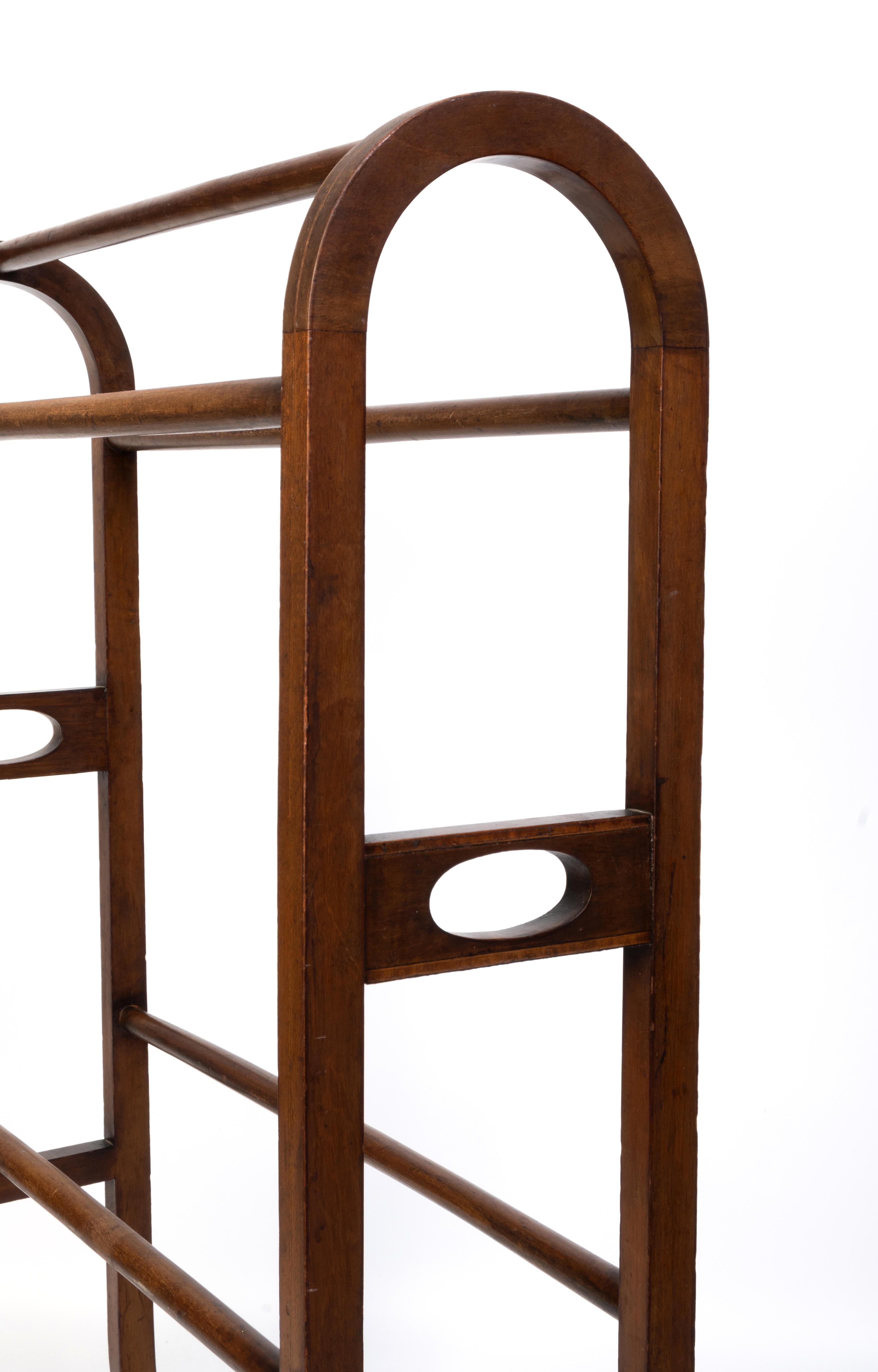 Antique English Edwardian Towel Rail C.1905 For Sale 1
