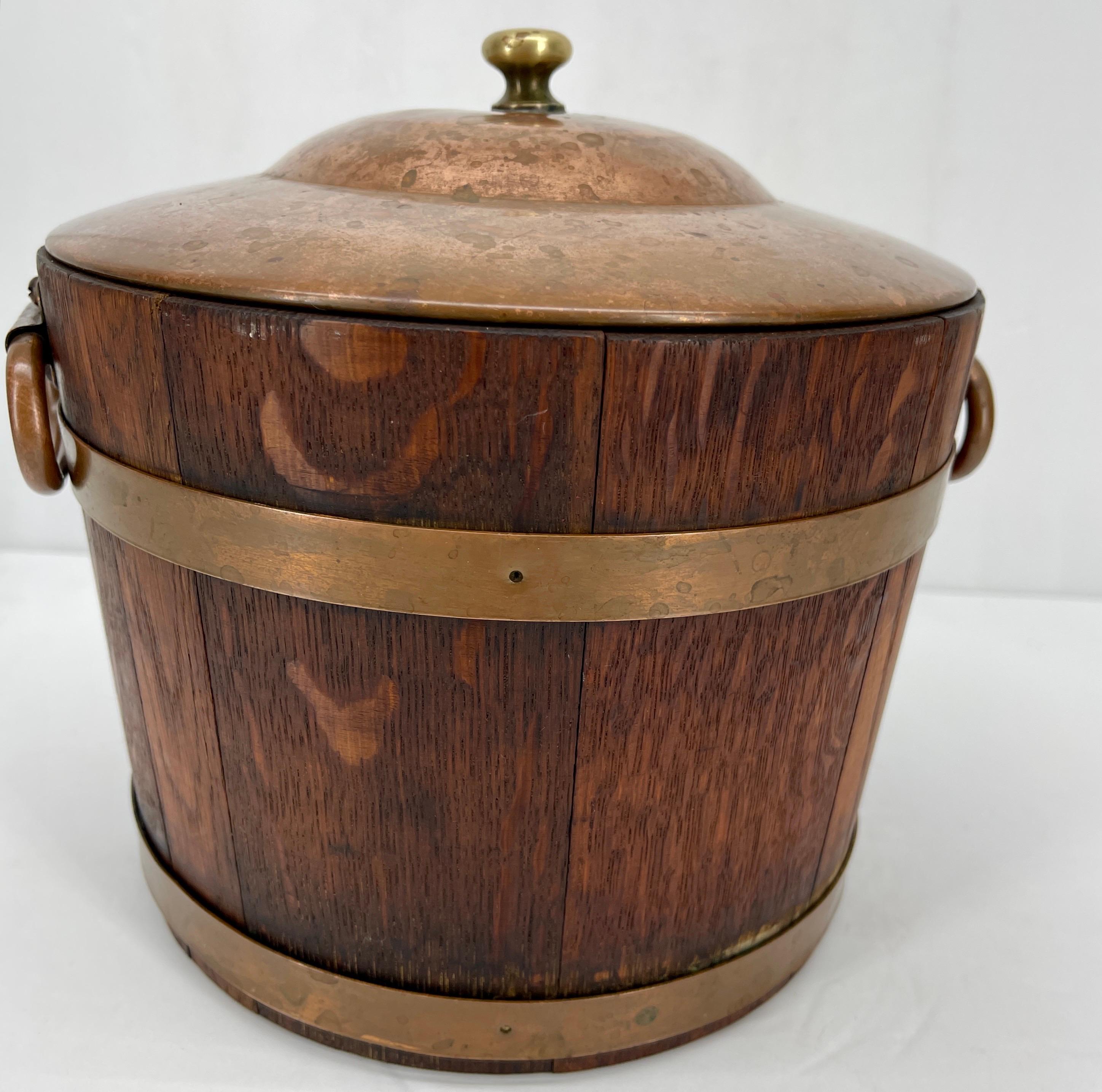 Antique English Edwardian Wood and Brass Ice Bucket For Sale 4