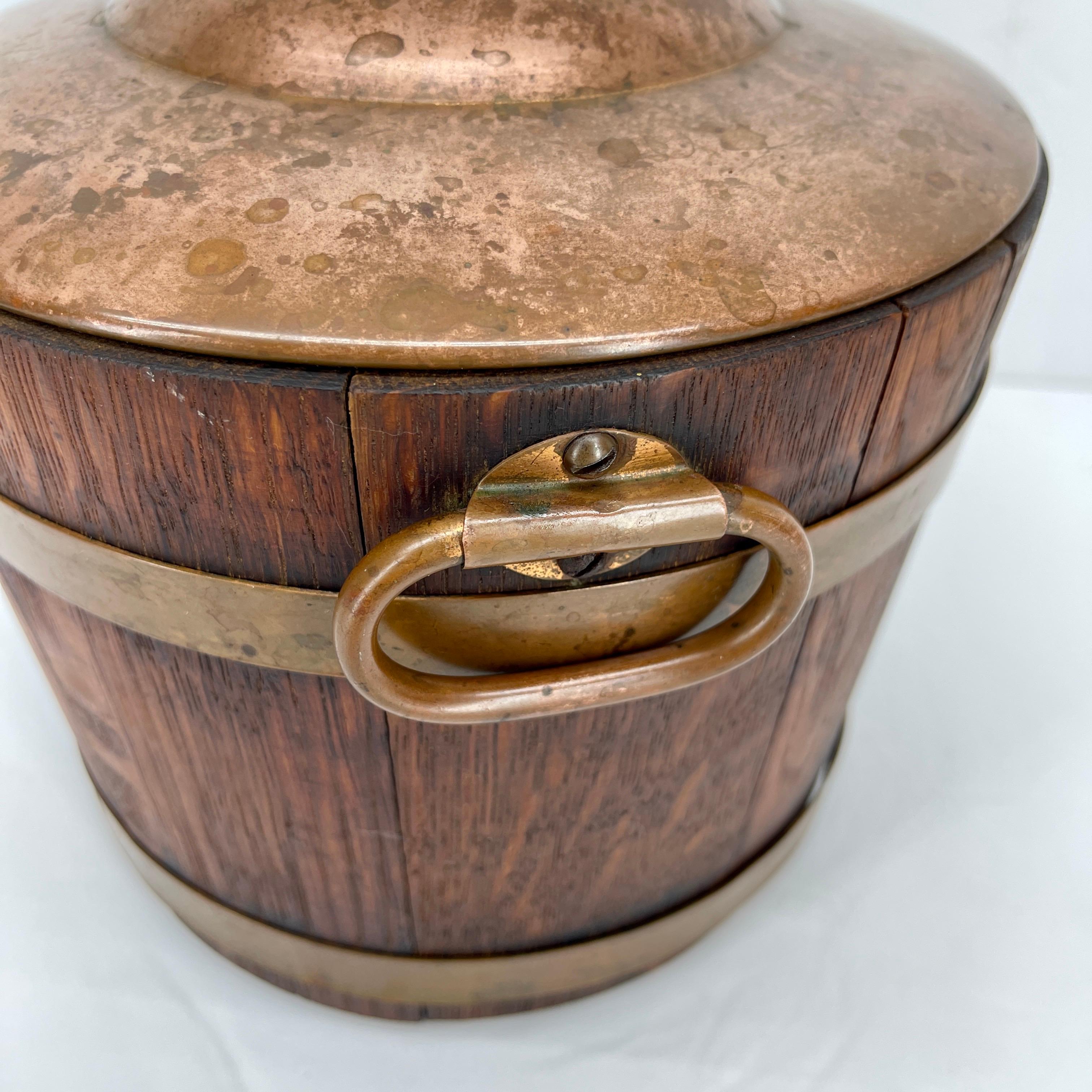 Hand-Crafted Antique English Edwardian Wood and Brass Ice Bucket For Sale