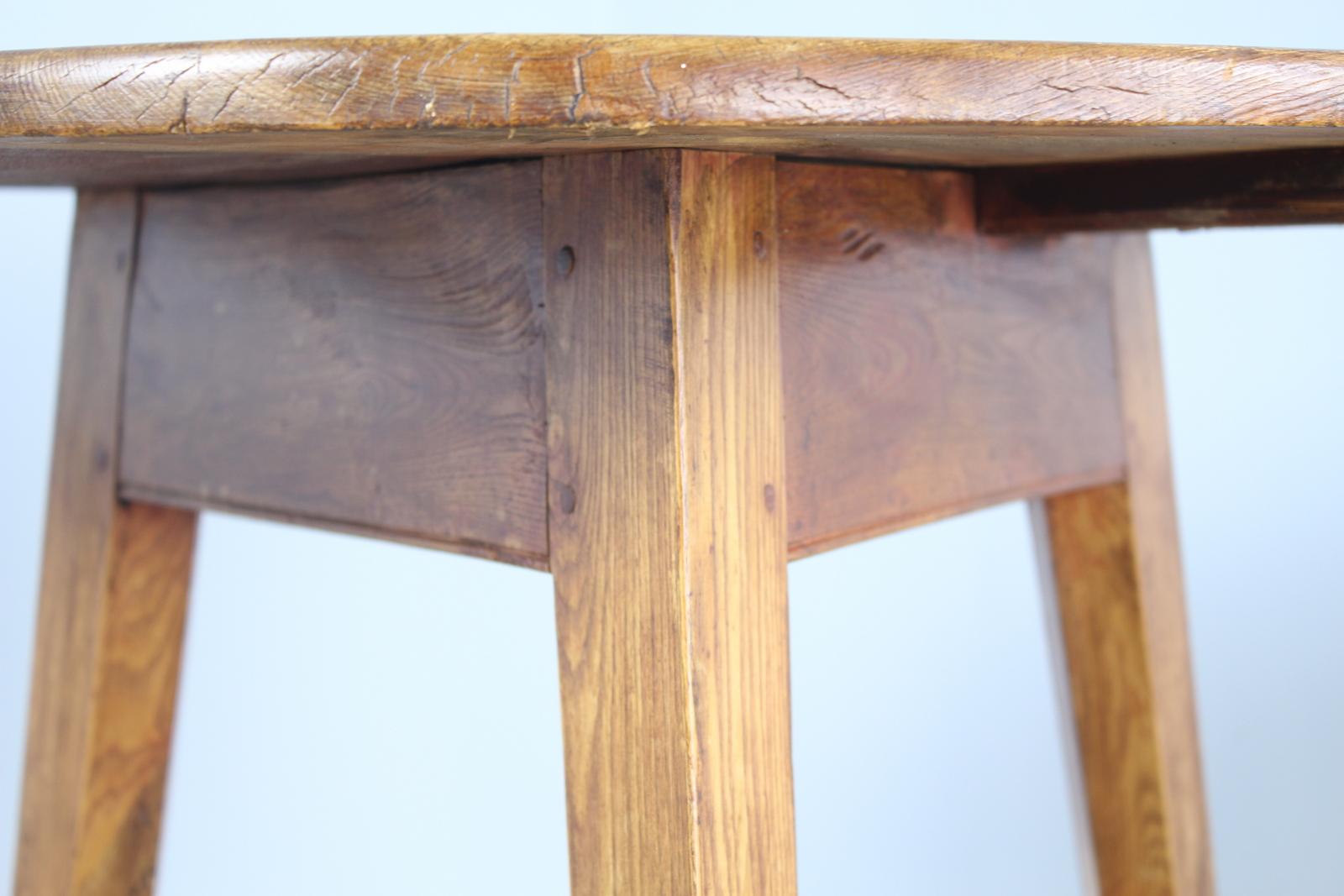 Antique English Elm and Pine Cricket Table For Sale 3