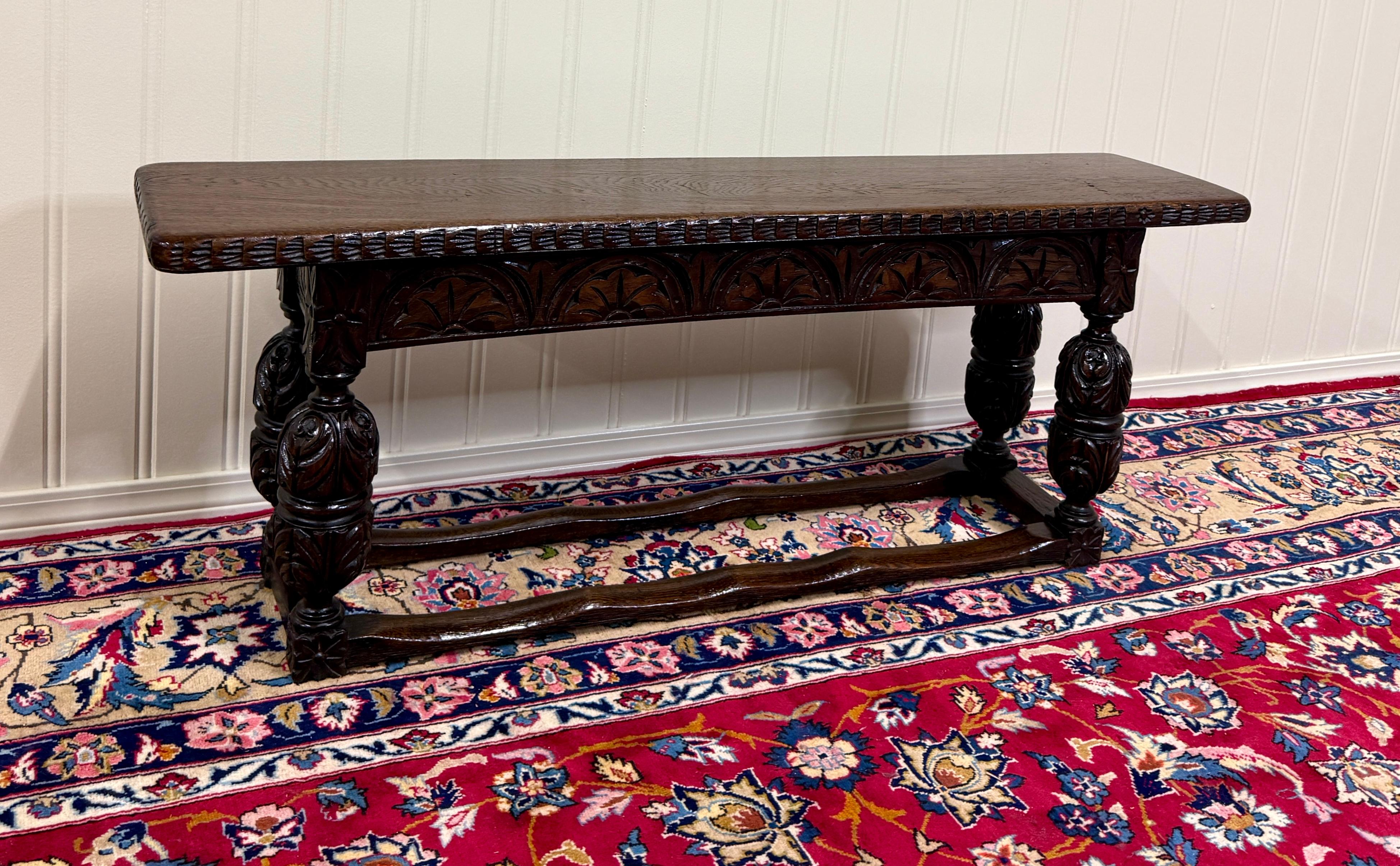 Anglais Antique English End-of-Bed Bench Window Seat Settee Carved Oak c. 1900 en vente