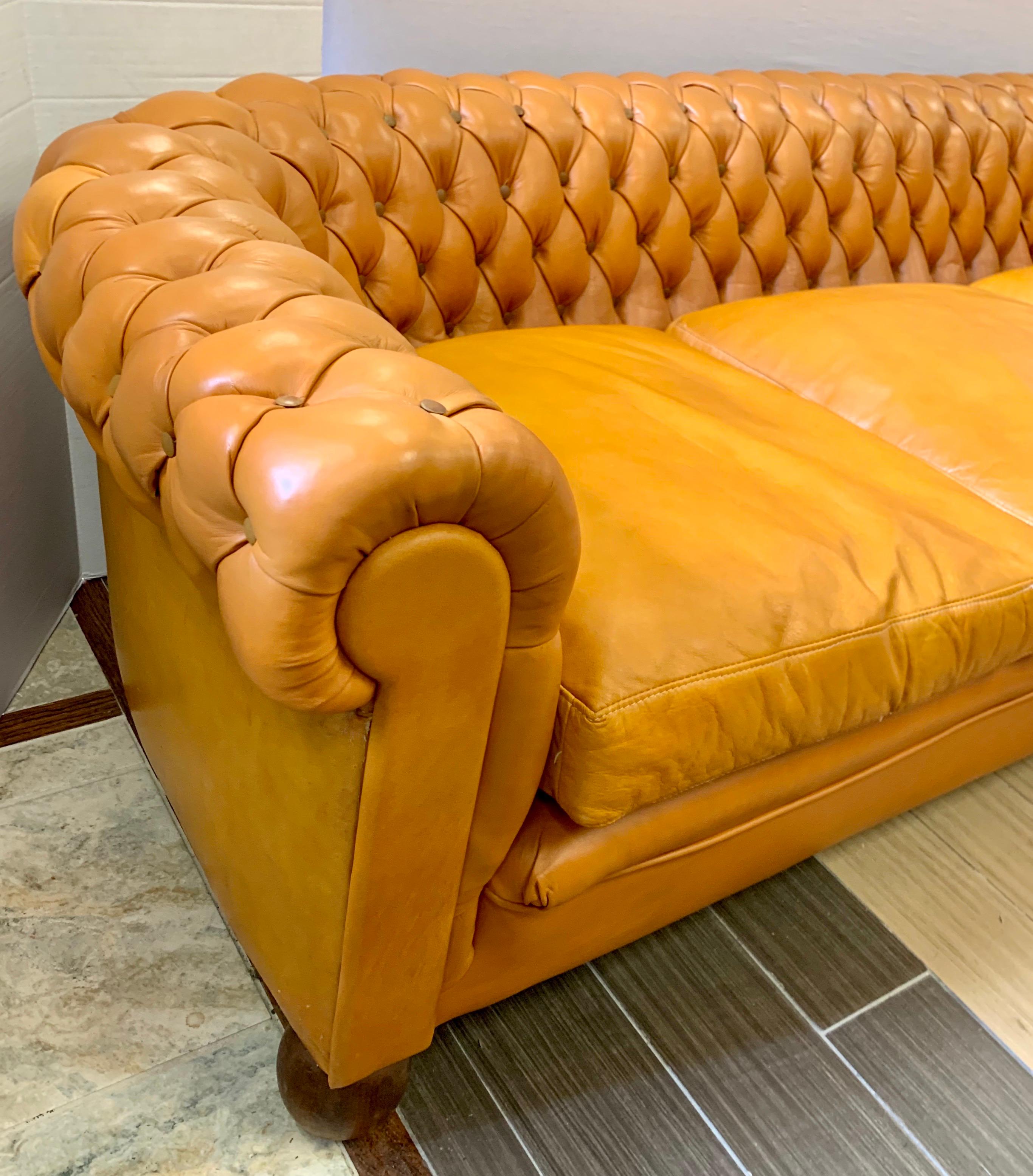 Extra Large English Leather Tufted Chesterfield Sofa In Good Condition In West Hartford, CT