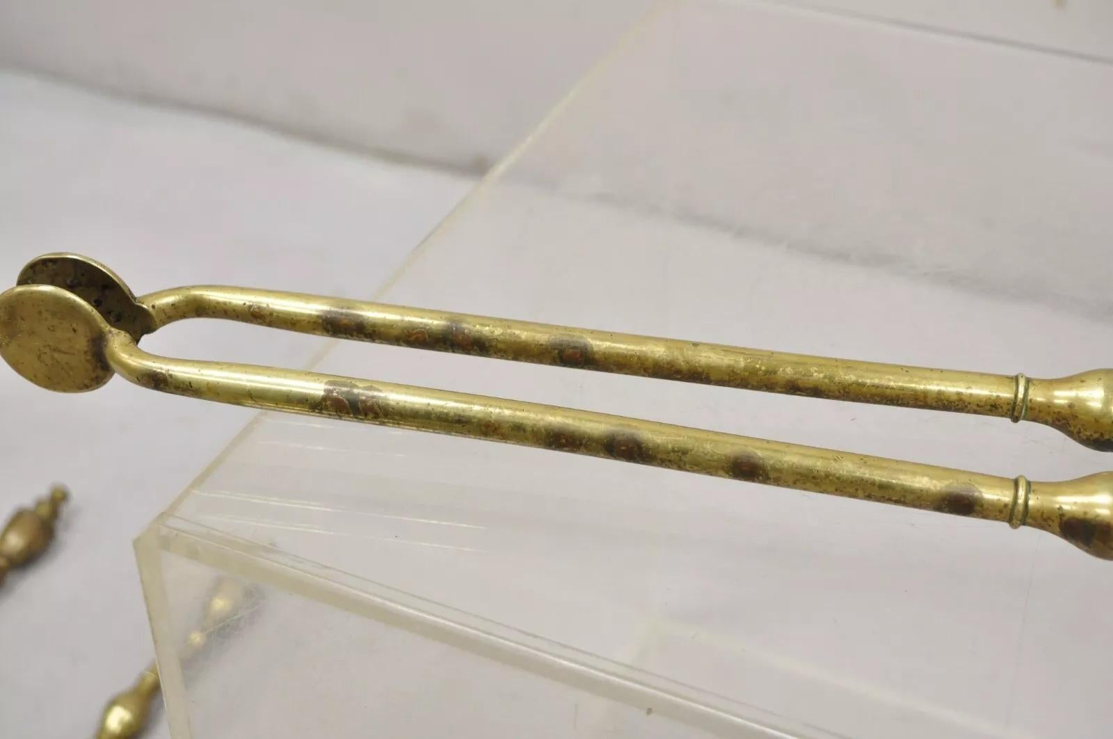 Antico set di utensili per caminetto in ottone Feder Sheraton (A) - 3 pezzi in vendita 2