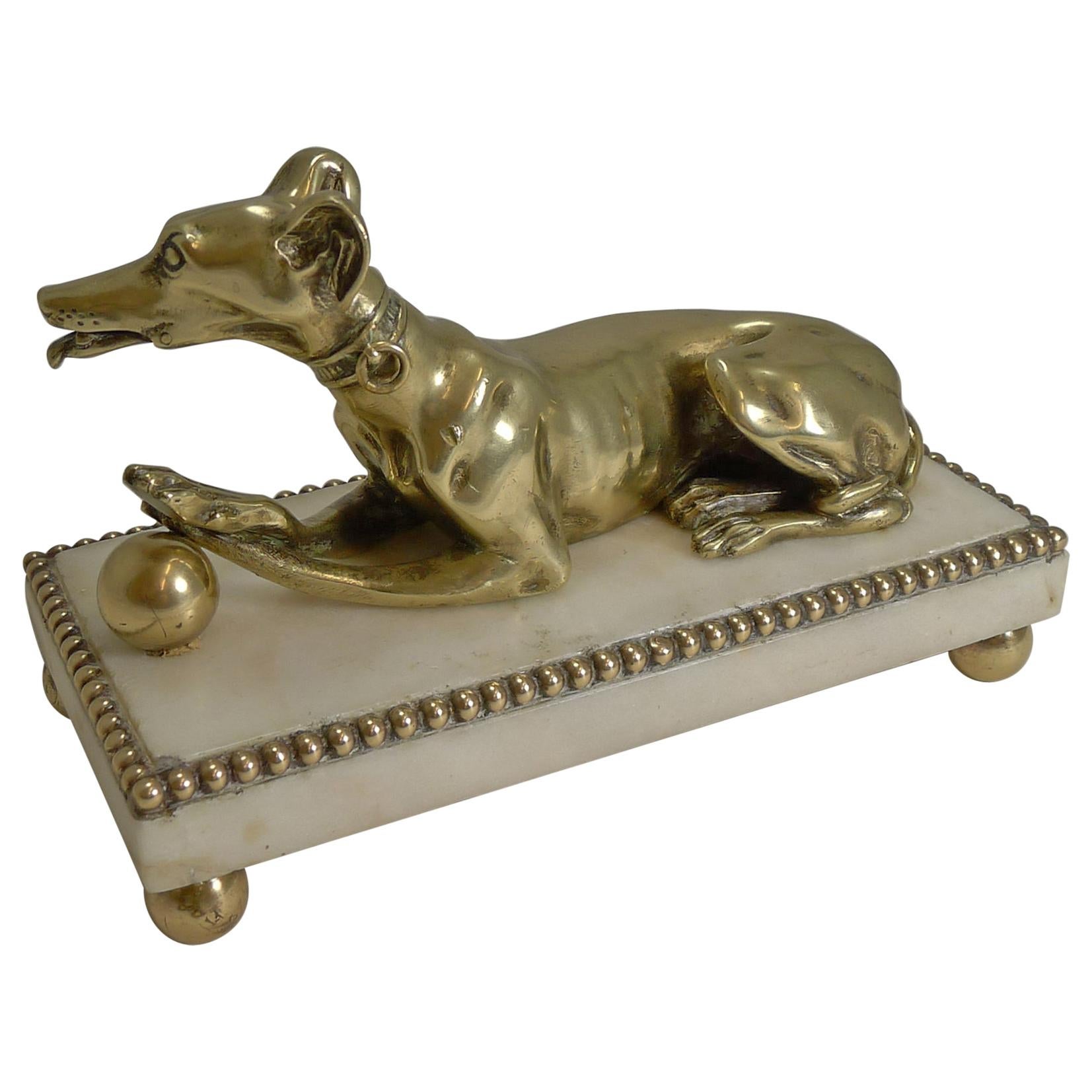 Antico fermaglio da tavolo / carta / note inglese figurato, cane / levriero, 1860 circa