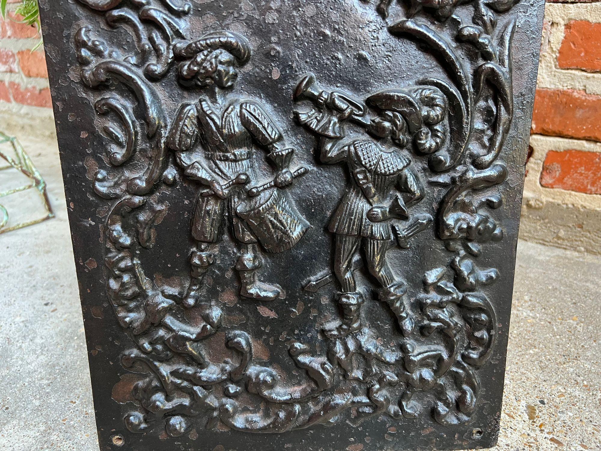 Antique English Fireback Cast Iron Hearth Panel Kitchen Backsplash Floral Music In Good Condition For Sale In Shreveport, LA