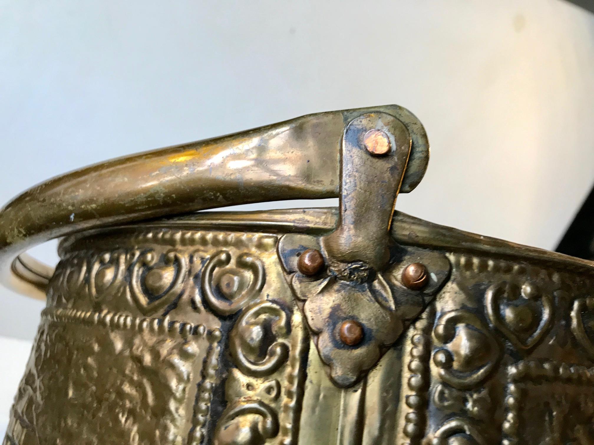 20th Century Antique English Fireplace Bucket in Embossed Brass