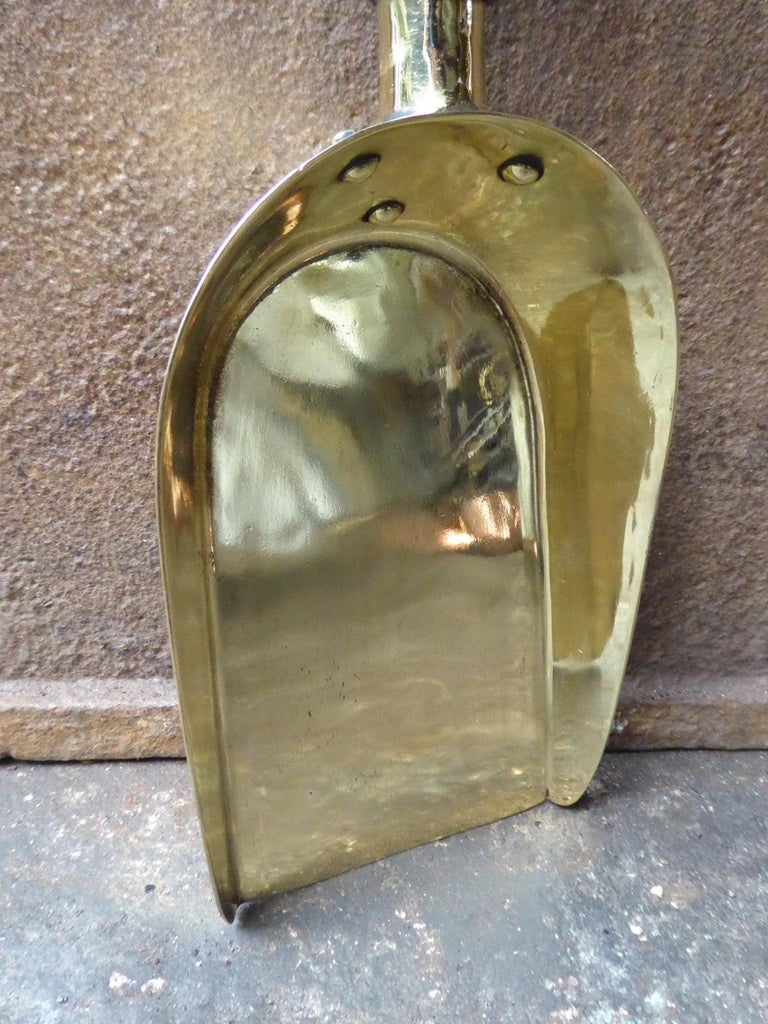 Antique English Fireplace Shovel or Fire Shovel, 19th Century at 1stDibs