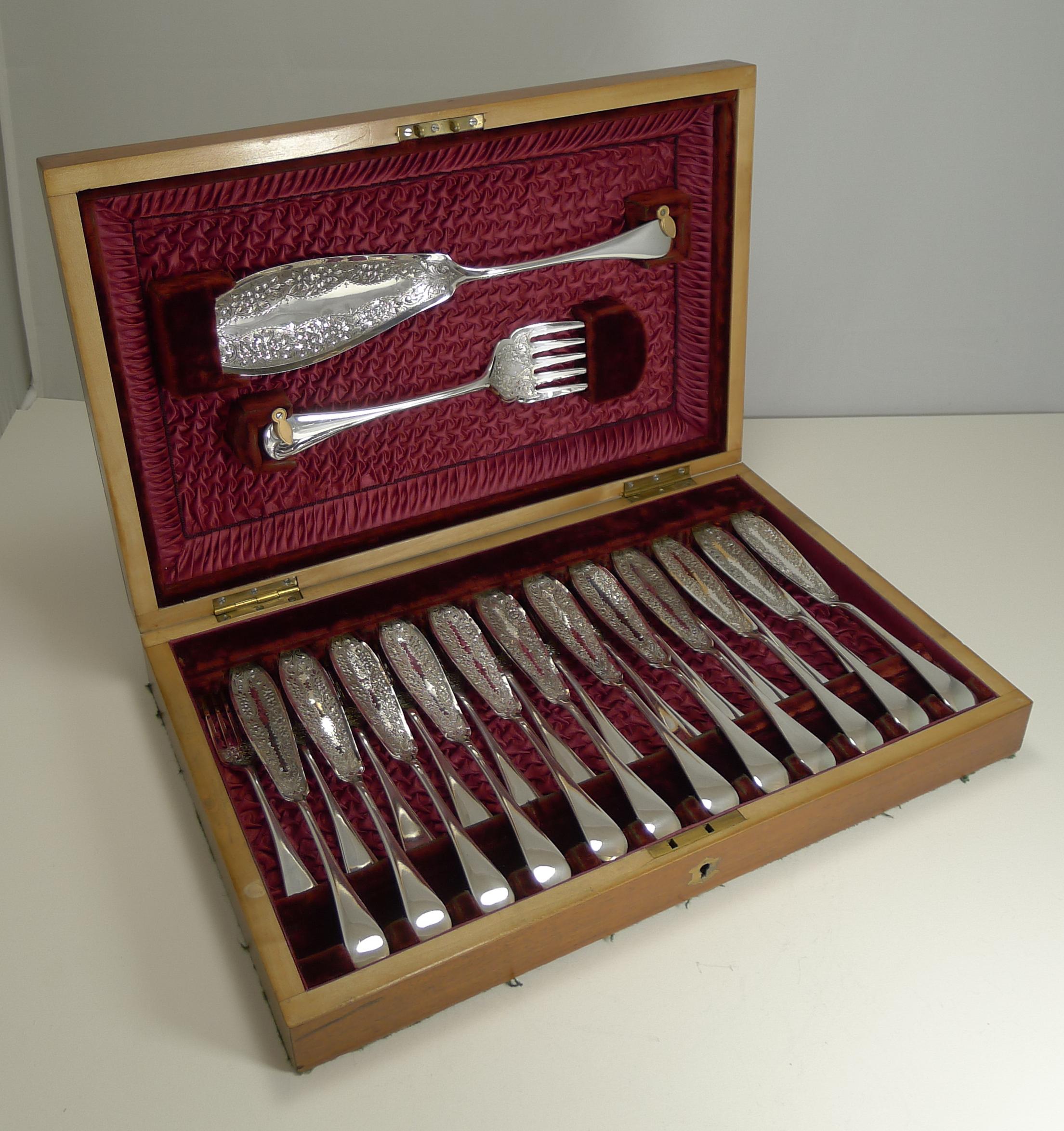 Antique English Fish Knives and Forks Plus Servers c.1900 In Silver Plate 6