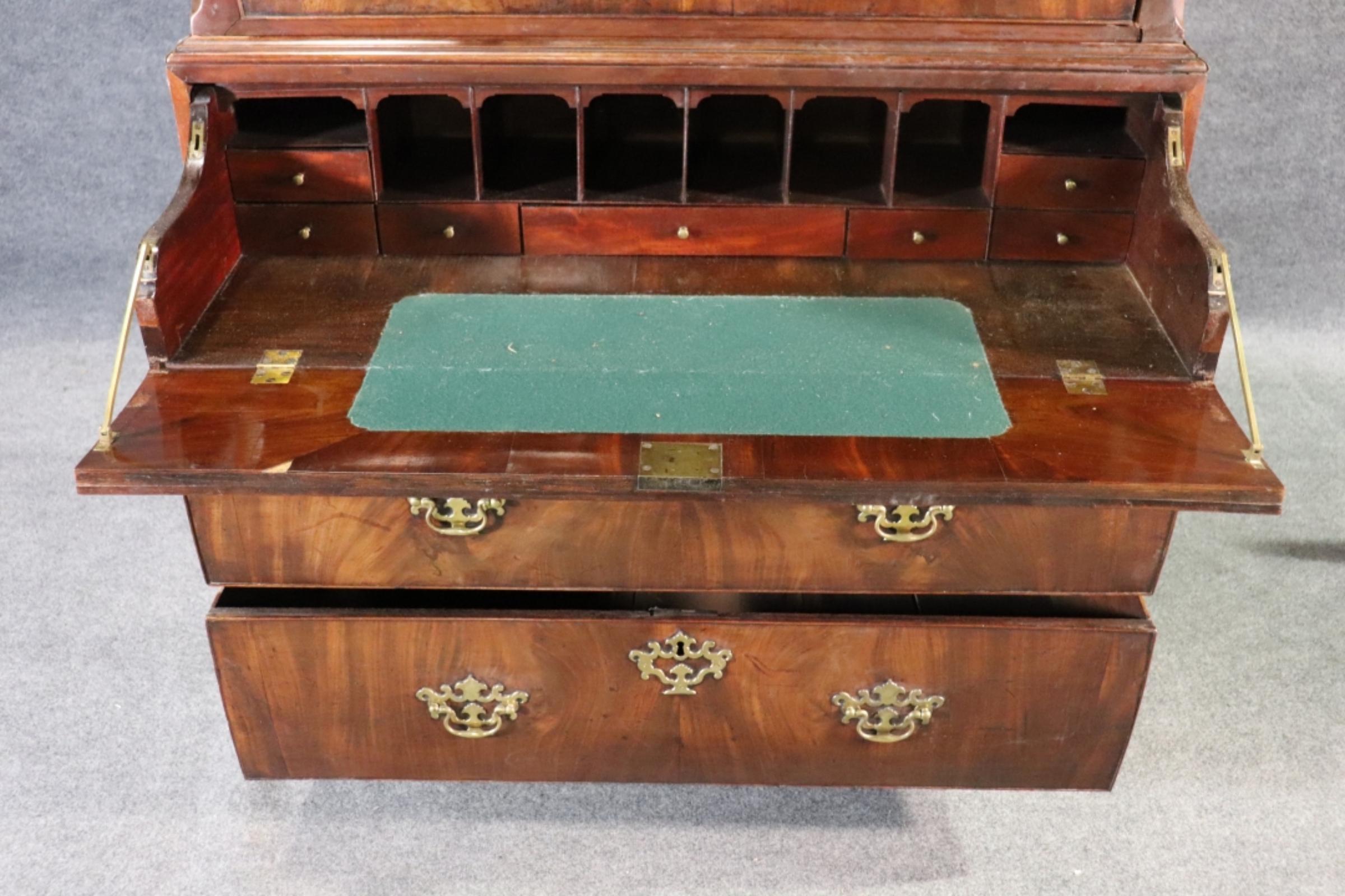 Antique English Flame Mahogany Georgian Walnut Chest on Chest with Desk 4