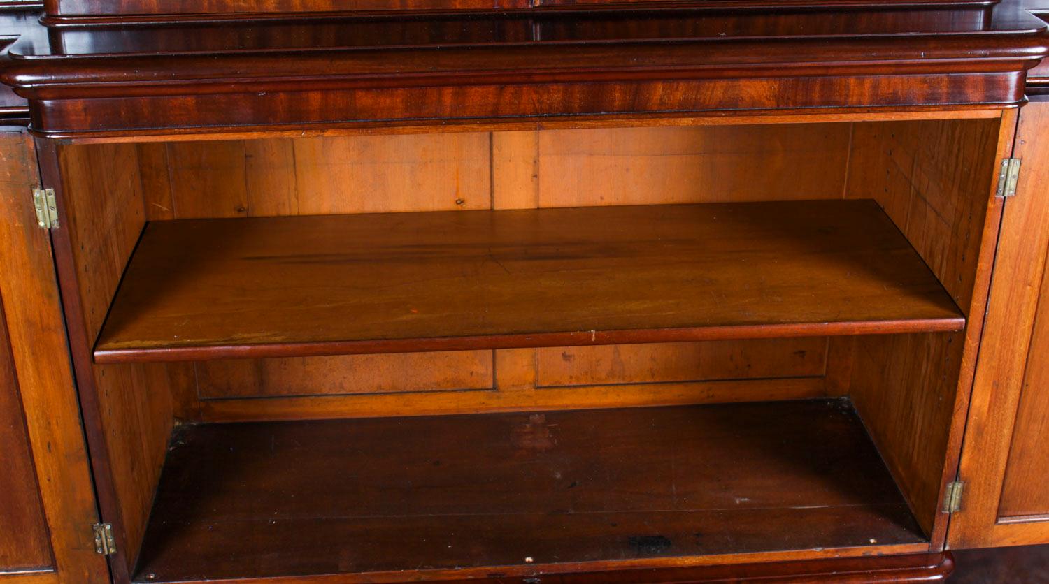 Antique English Flame Mahogany Library Breakfront Bookcase, 19th Century 12