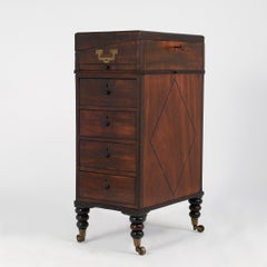 Antico scrittoio inglese Campaigner Flip Top su cavalletto