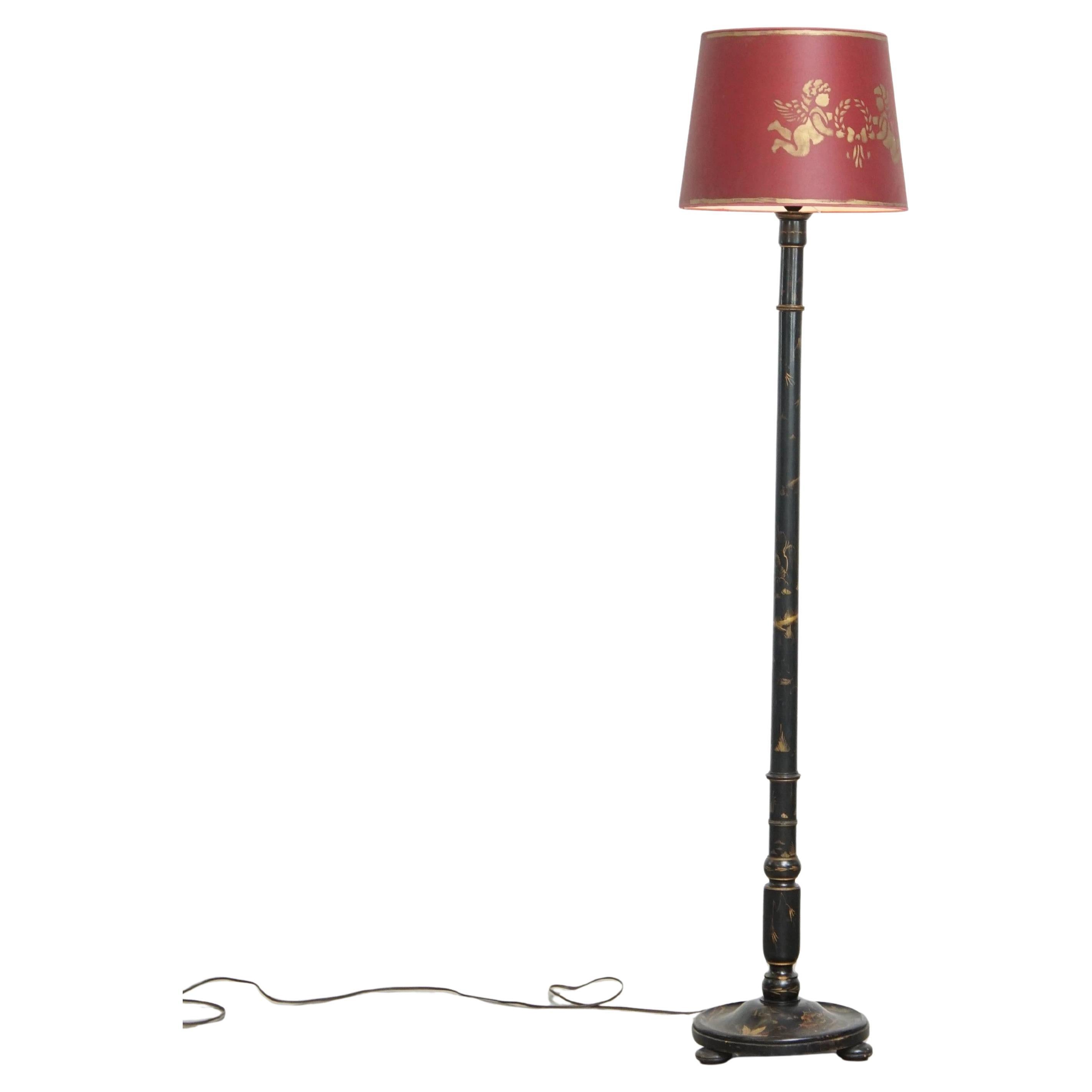 Antique English Floor Lamp from the Early 1900s For Sale