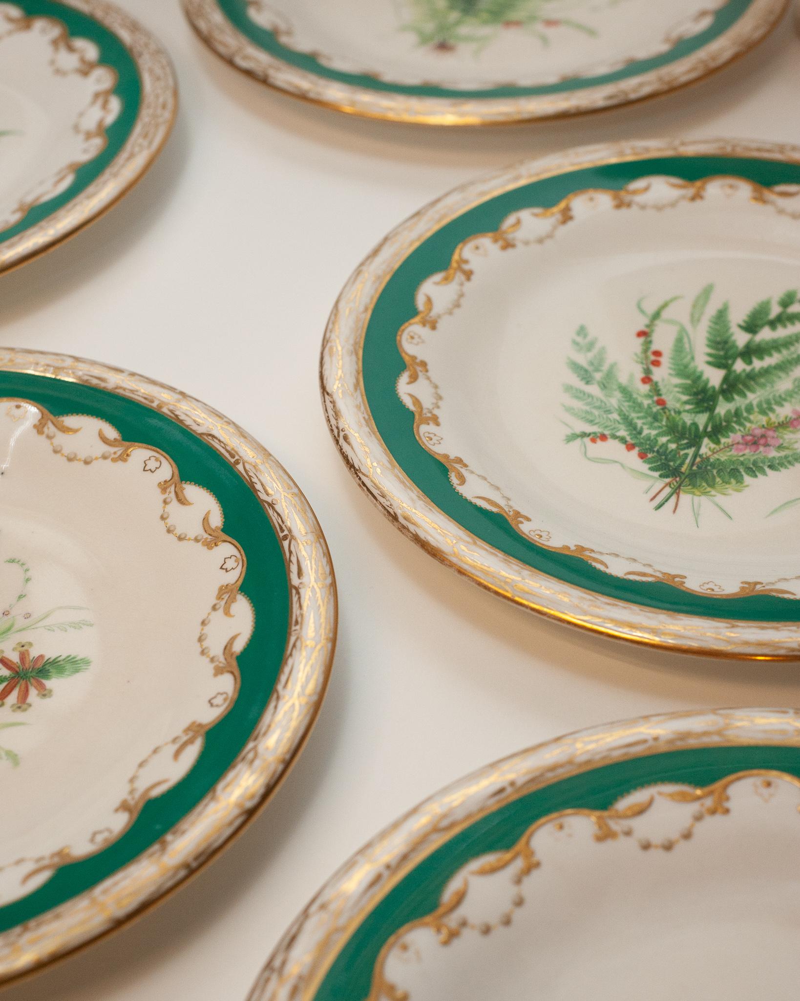 Antique English Floral Dishes Set of Tall and Short Tazzas and Dessert Plates In Good Condition For Sale In Toronto, ON