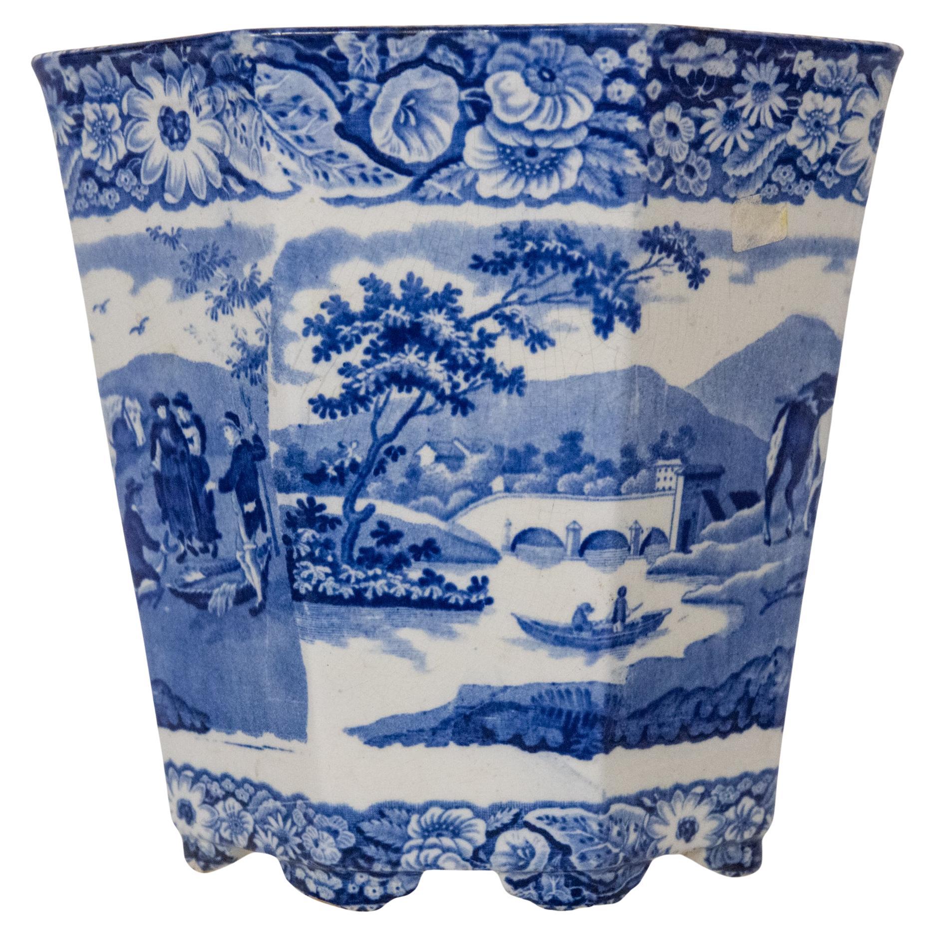 O/7937 -  Elegant ceramic vase with octagonal shape, patter name 