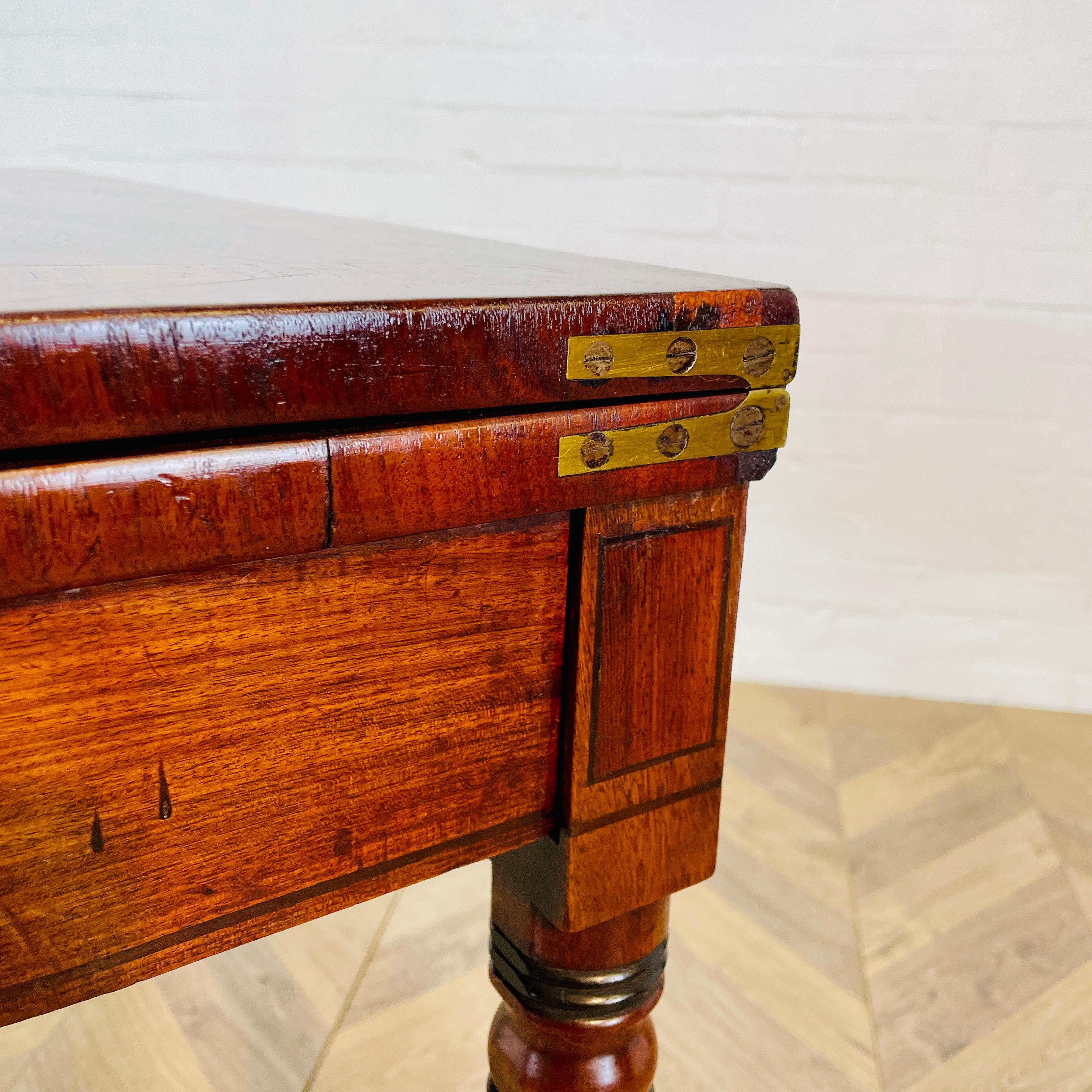 Ancienne table à cartes pliante anglaise, 19ème siècle 7
